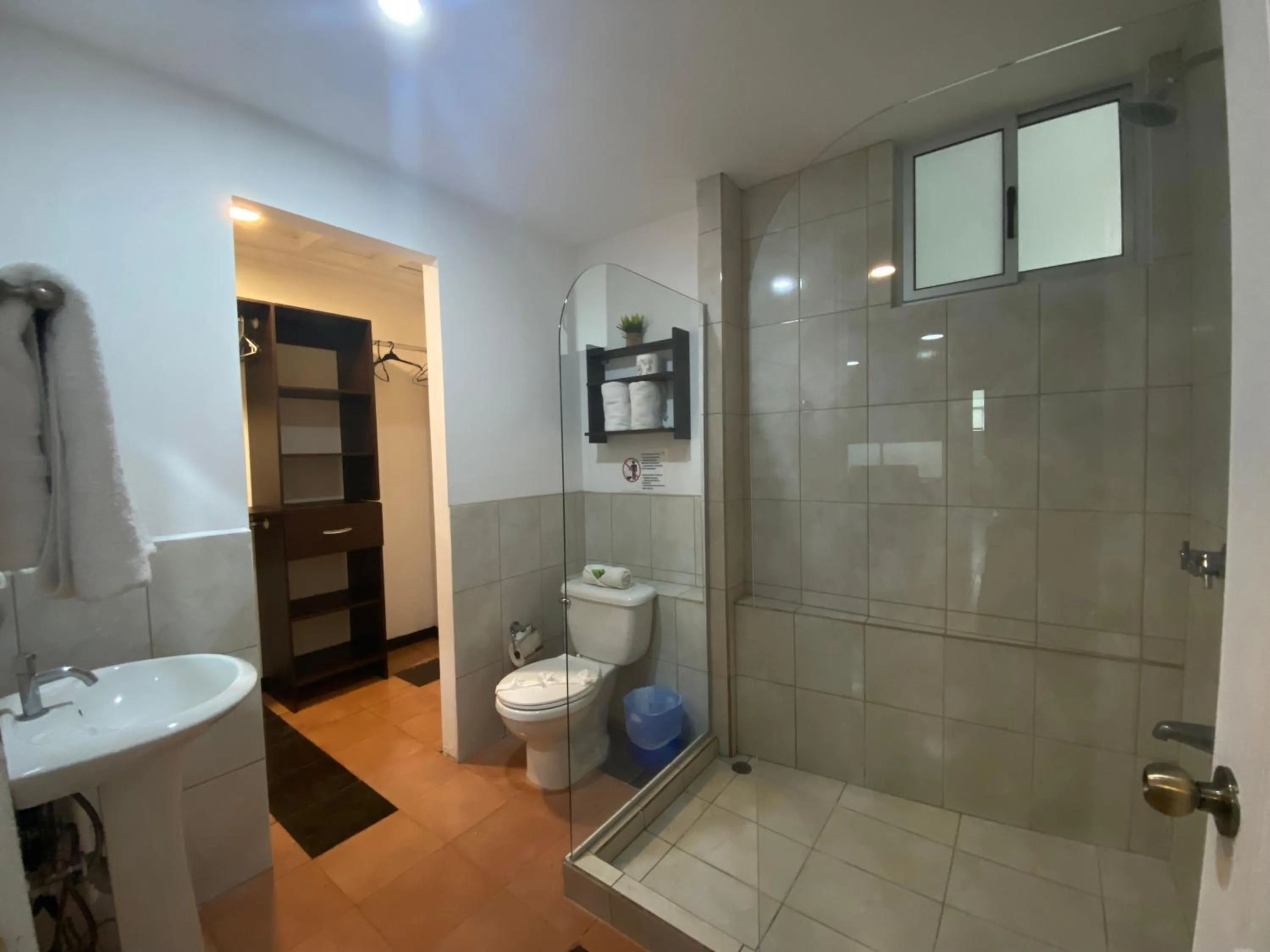 Cando Living Apartments in Central Avenue