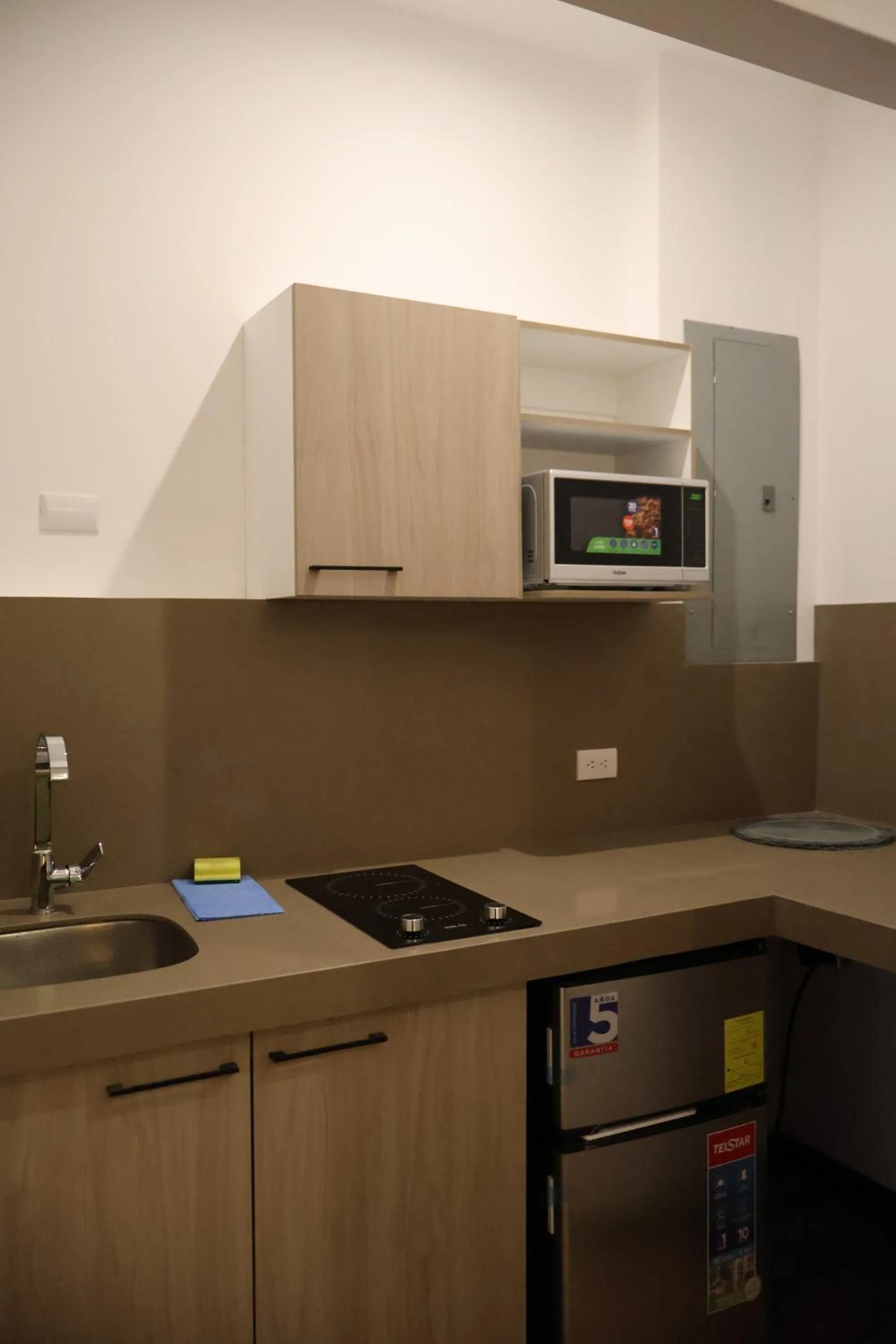 Cando Living Apartments in Central Avenue