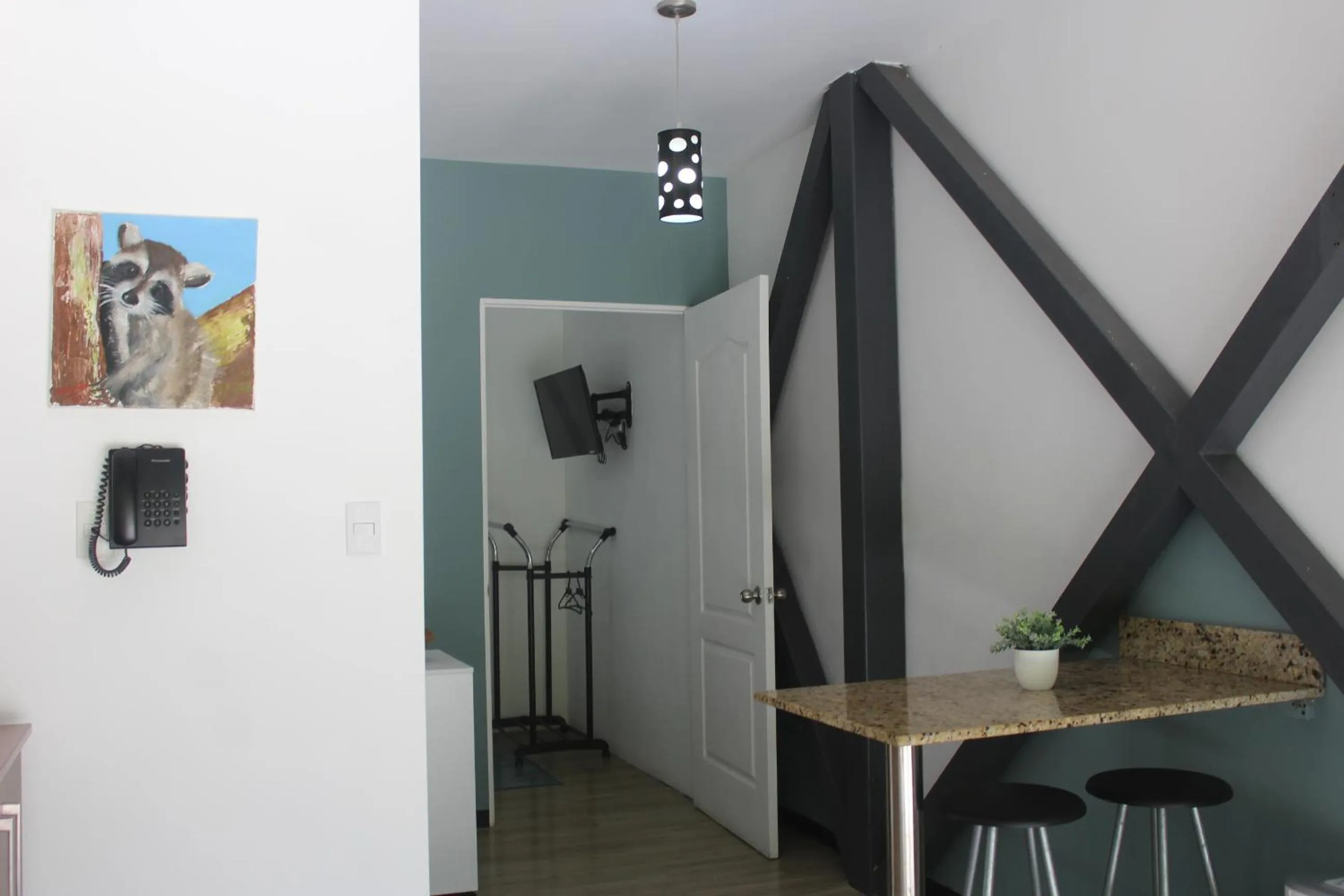 Cando Living Apartments in Central Avenue