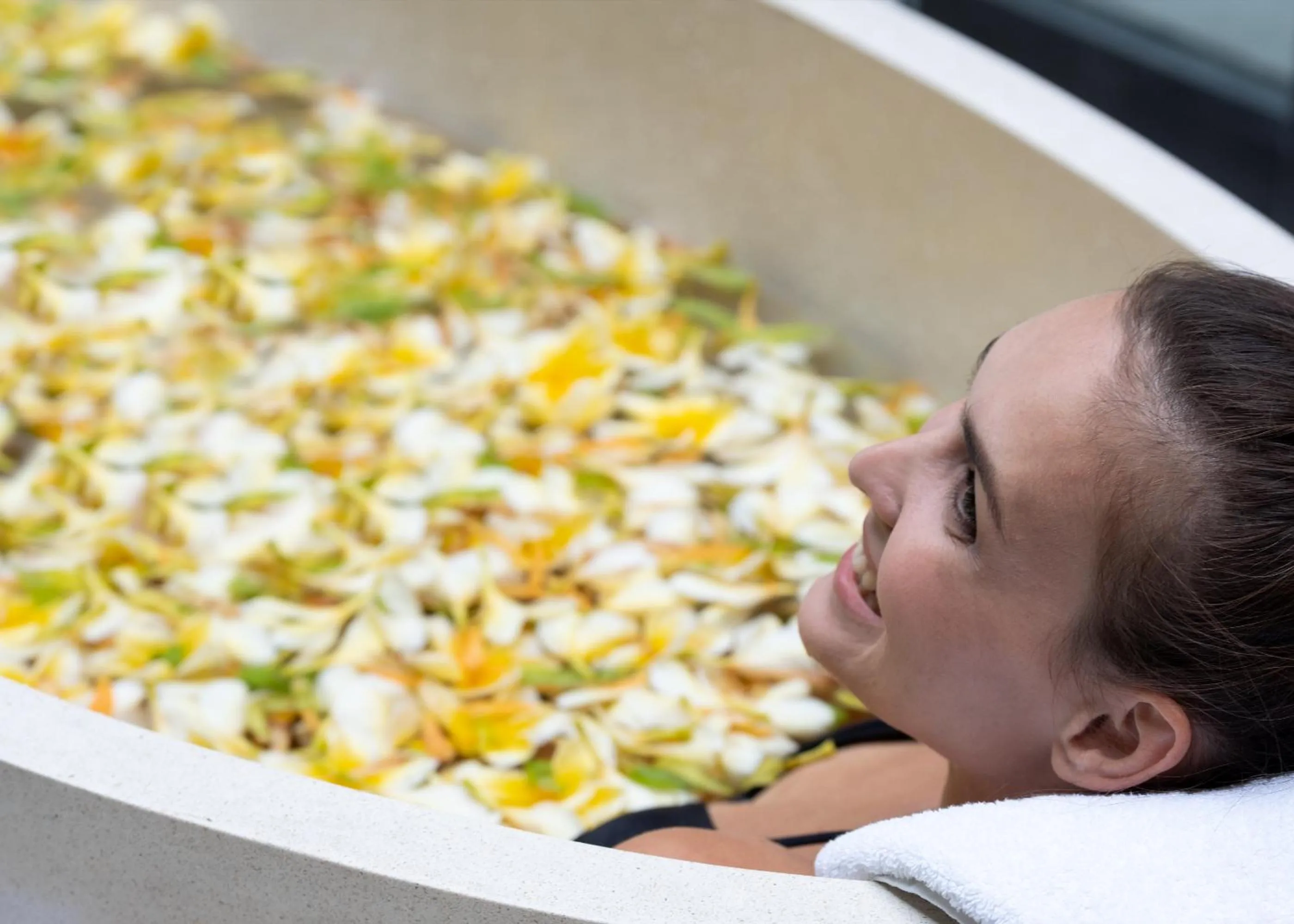 Bath in eqUILIBRIA Seminyak