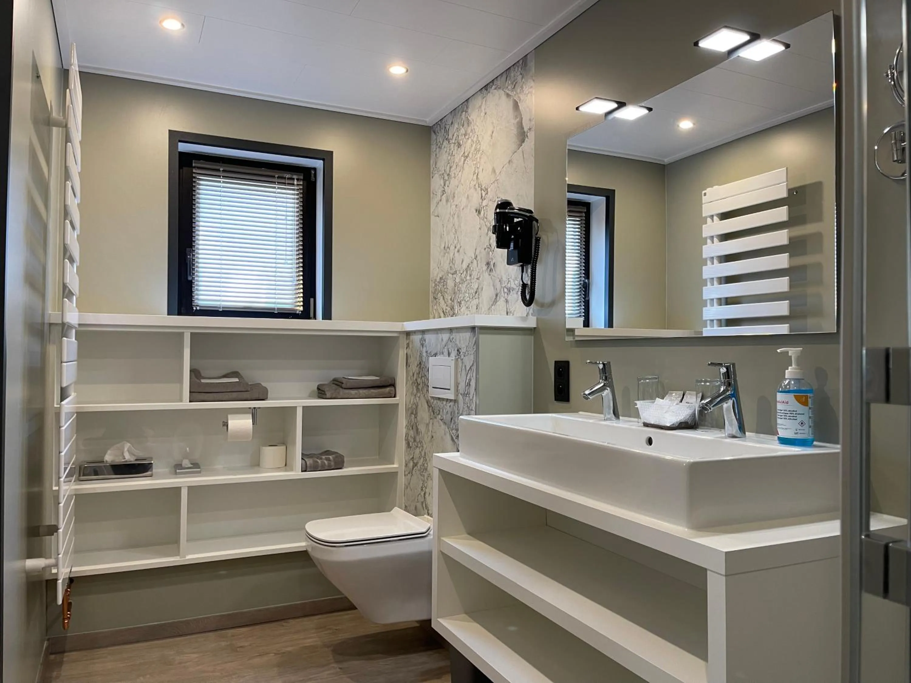 Toilet in Villa Hotel