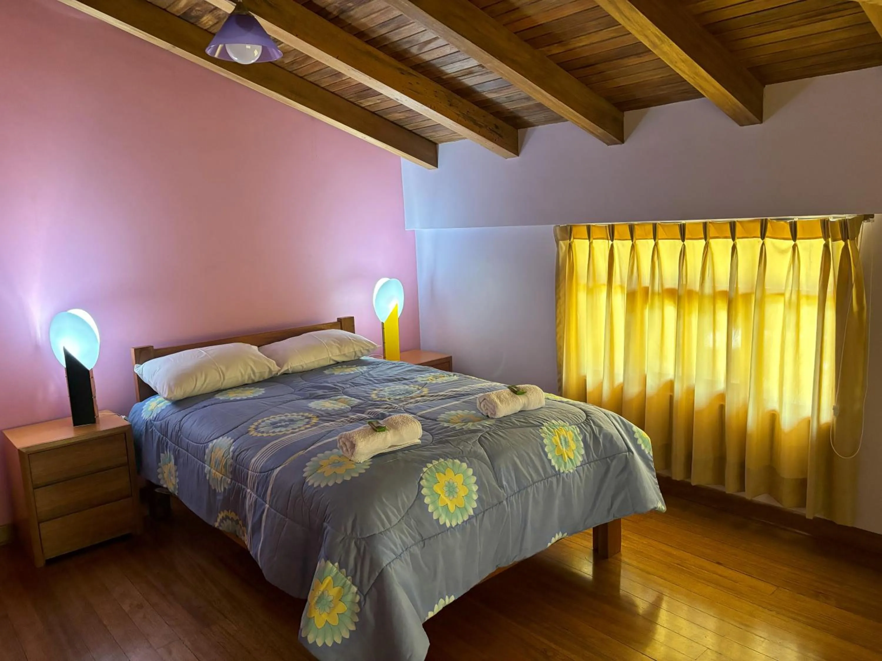 Bed in Lodge Acopampa Inn