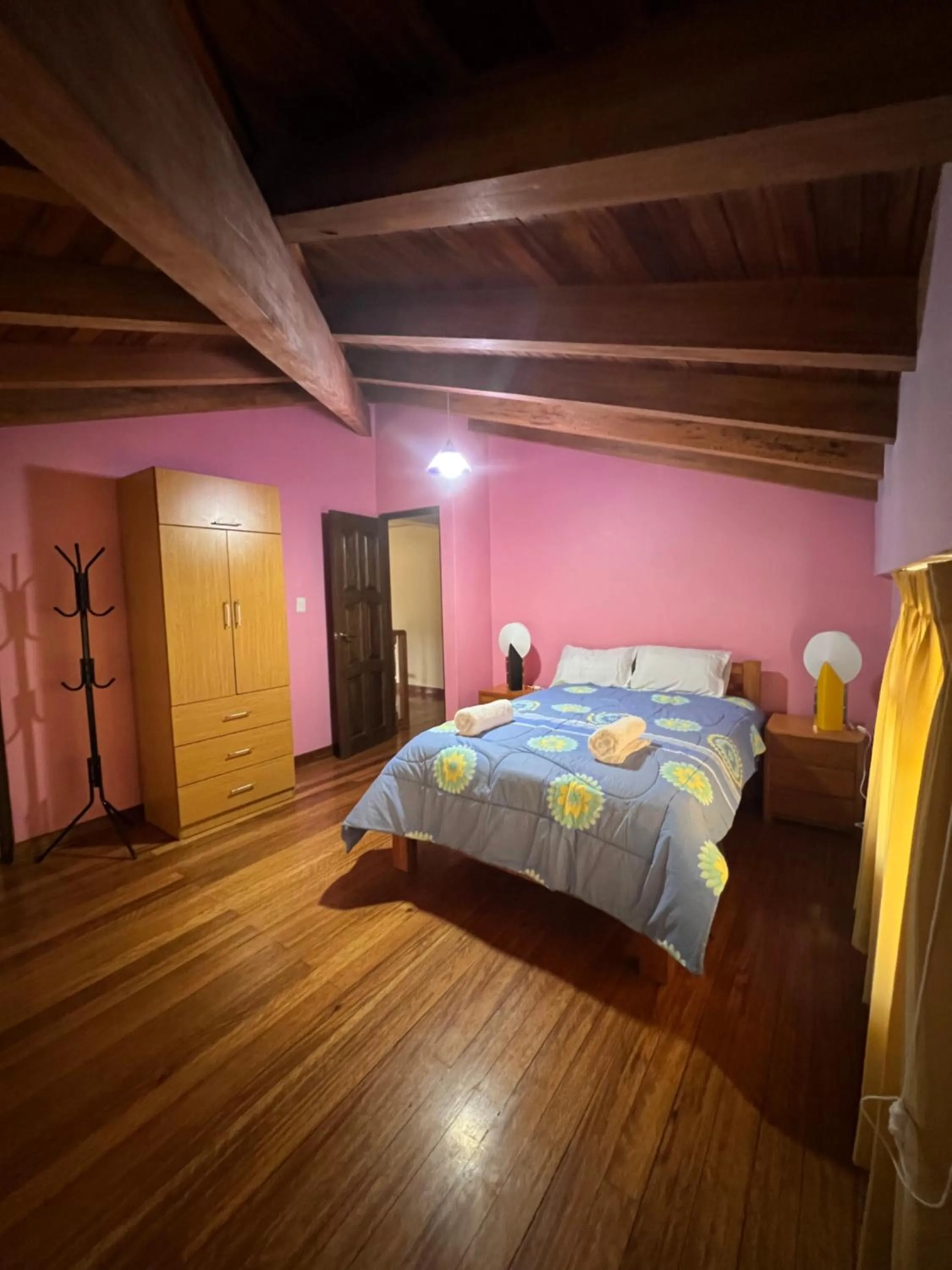 Bed in Lodge Acopampa Inn