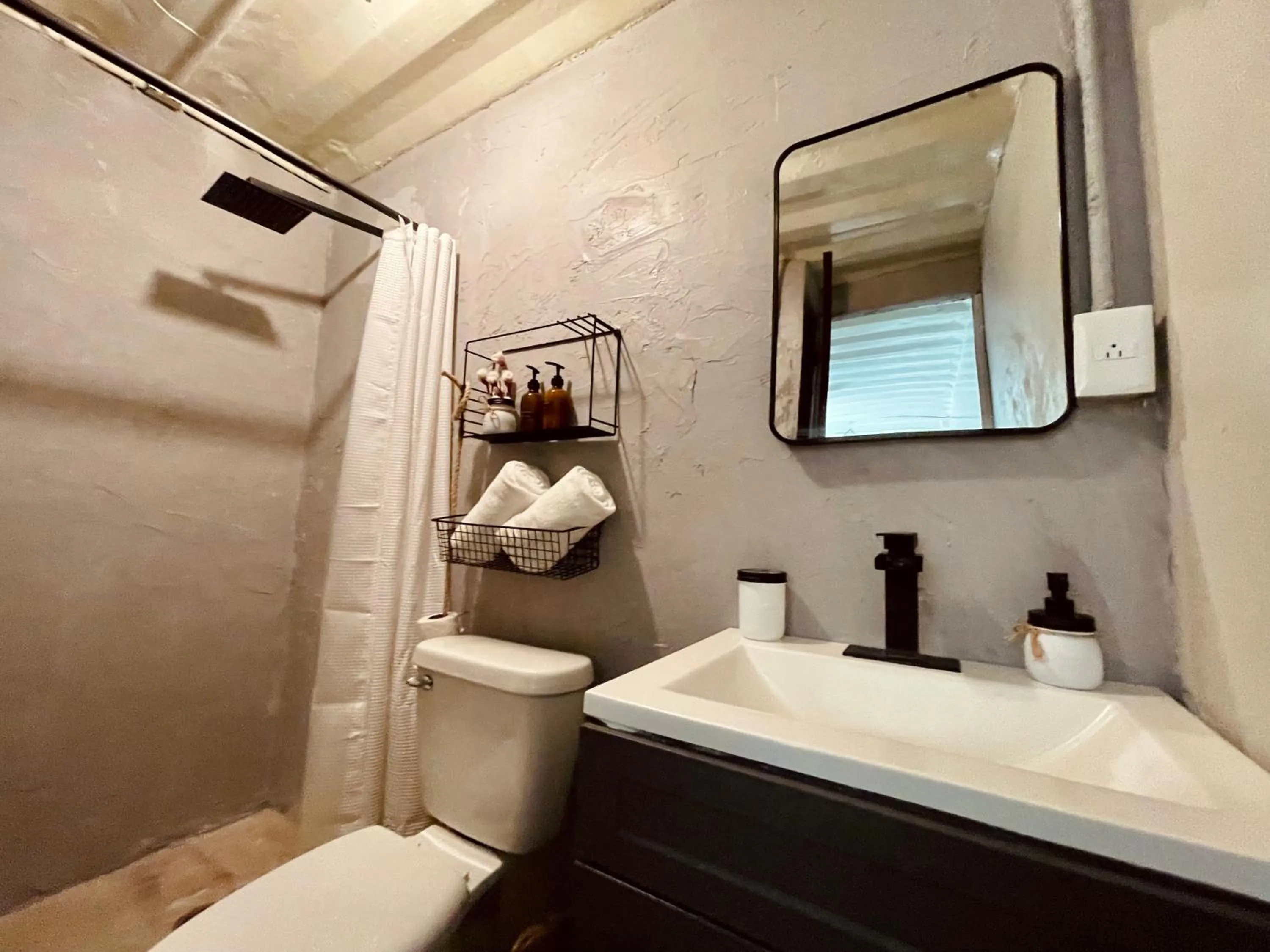 Bathroom in Pal Mar Glamtainer Tulum