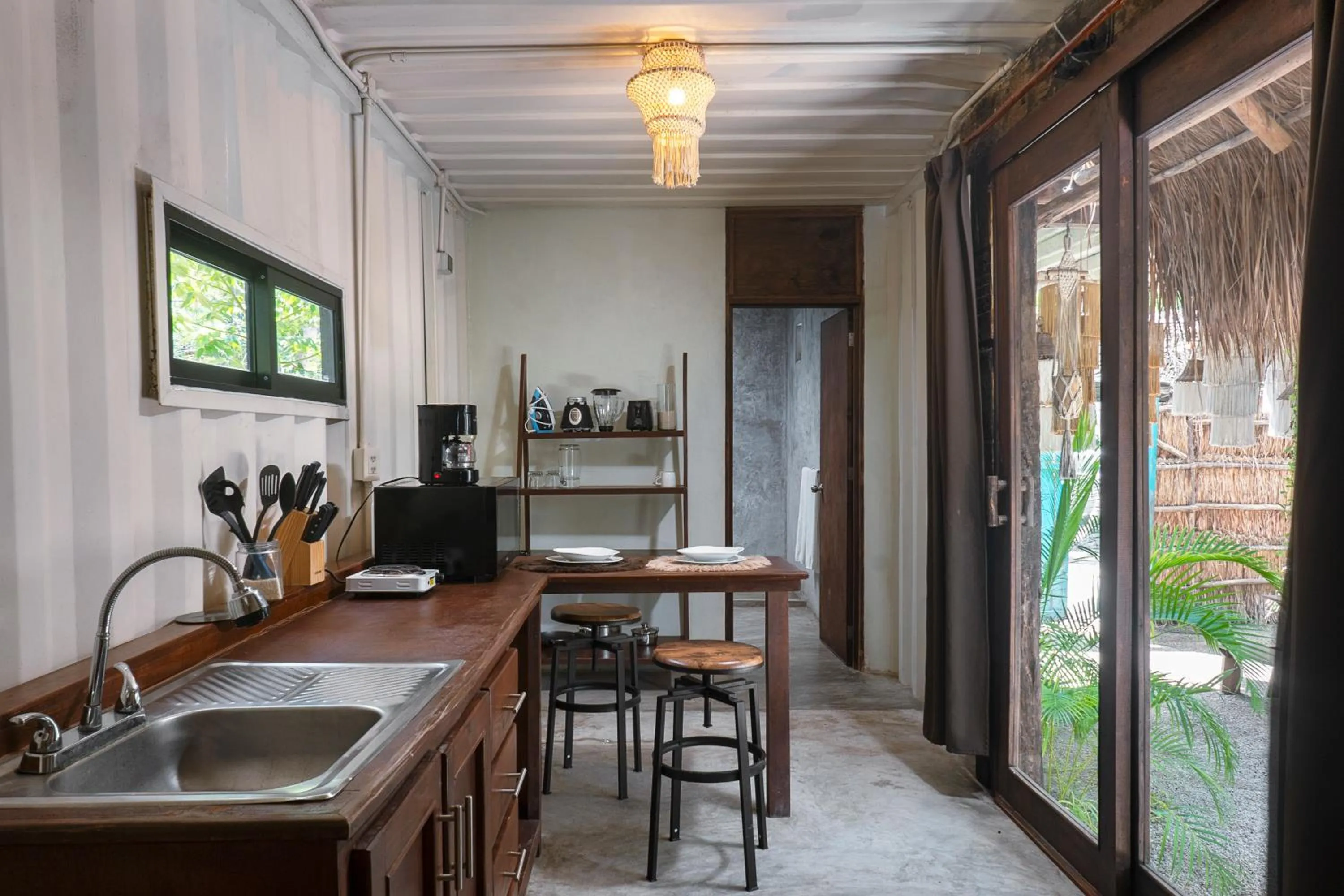 Kitchen or kitchenette in Pal Mar Glamtainer Tulum