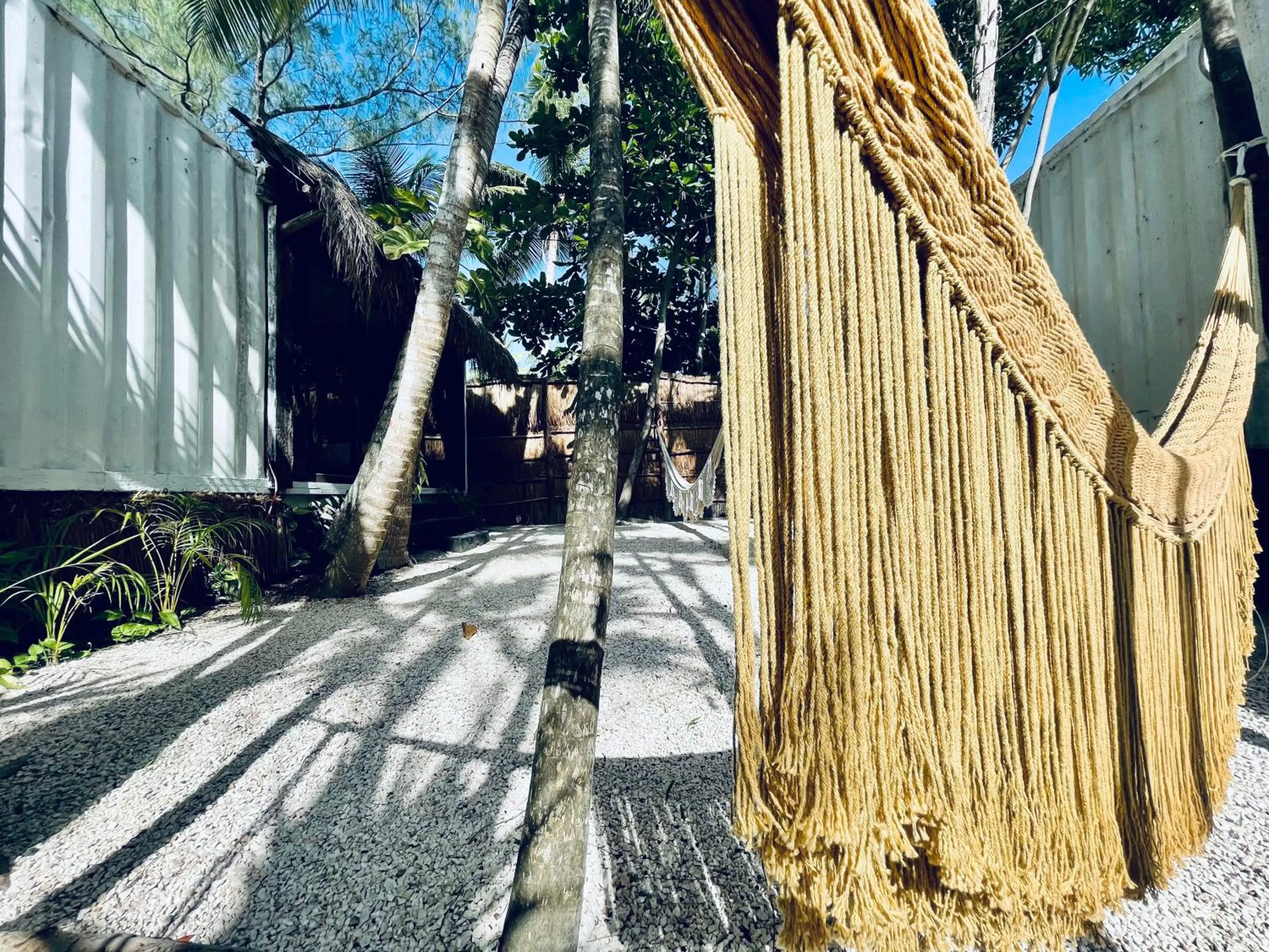 Patio in Pal Mar Glamtainer Tulum