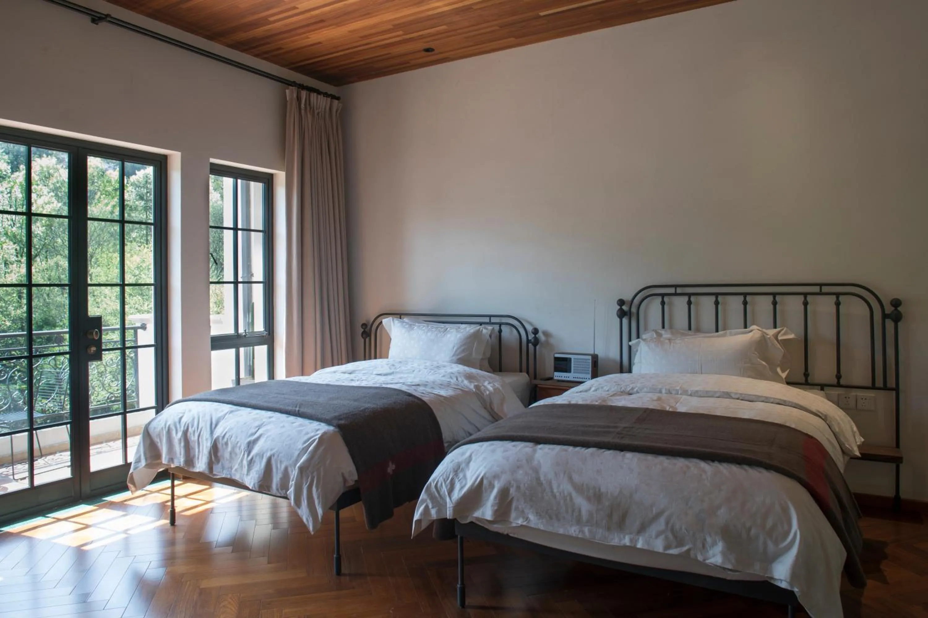 Bed in Mogan Mountain Fangu Boutique Villa