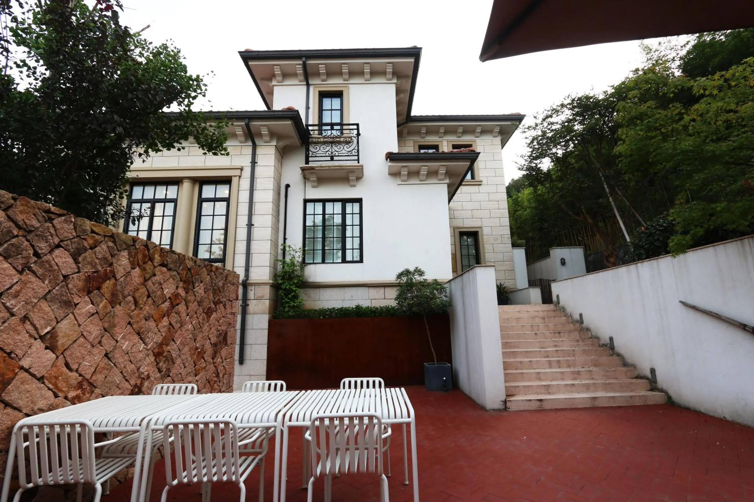 Facade/entrance in Mogan Mountain Fangu Boutique Villa