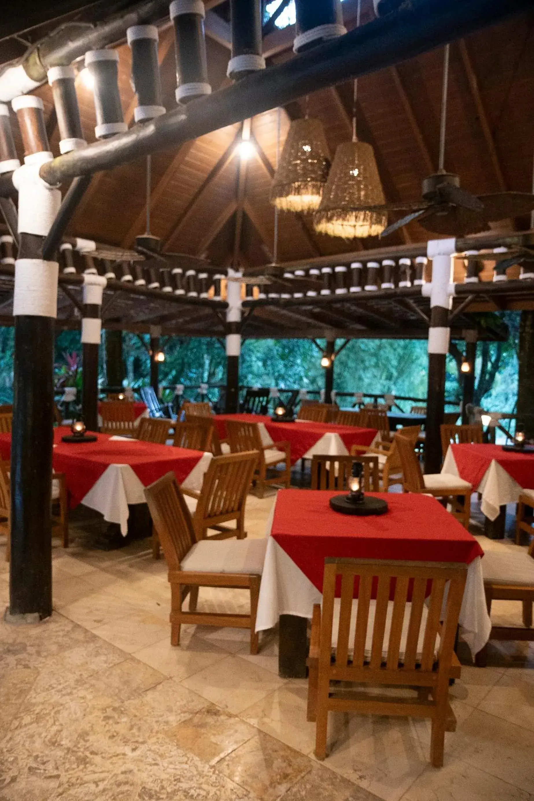 Restaurant/places to eat in Platon Ecolodge Restaurant/places to eat in Platon Ecolodge