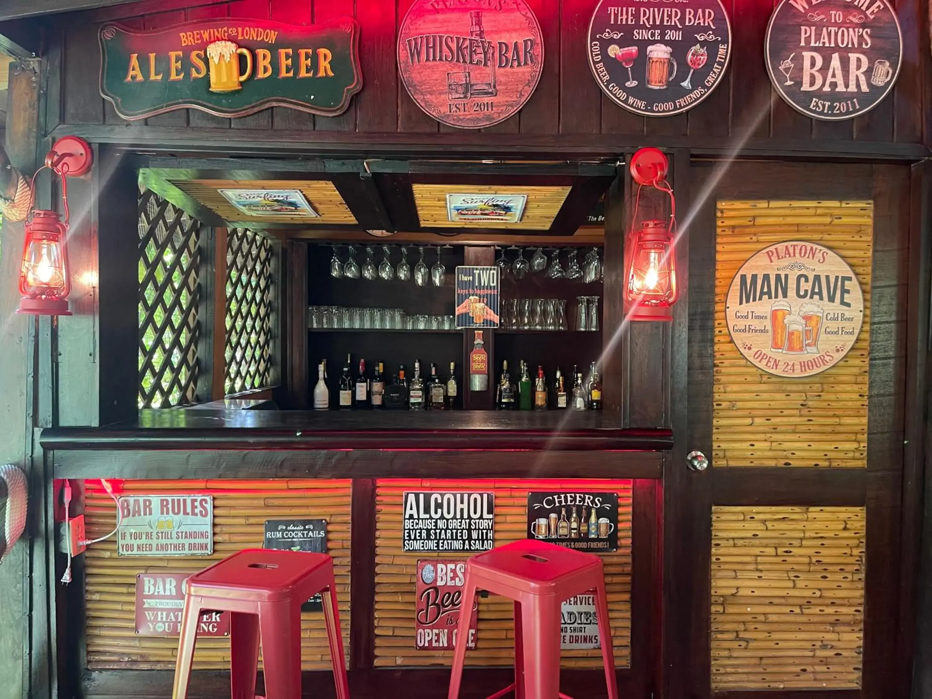 Restaurant/places to eat in Platon Ecolodge Restaurant/places to eat in Platon Ecolodge