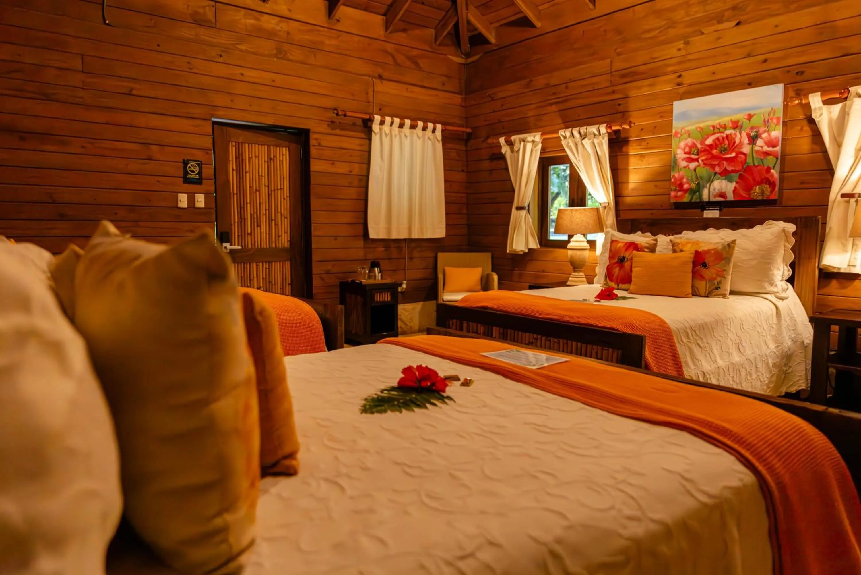 Bed in Platon Ecolodge