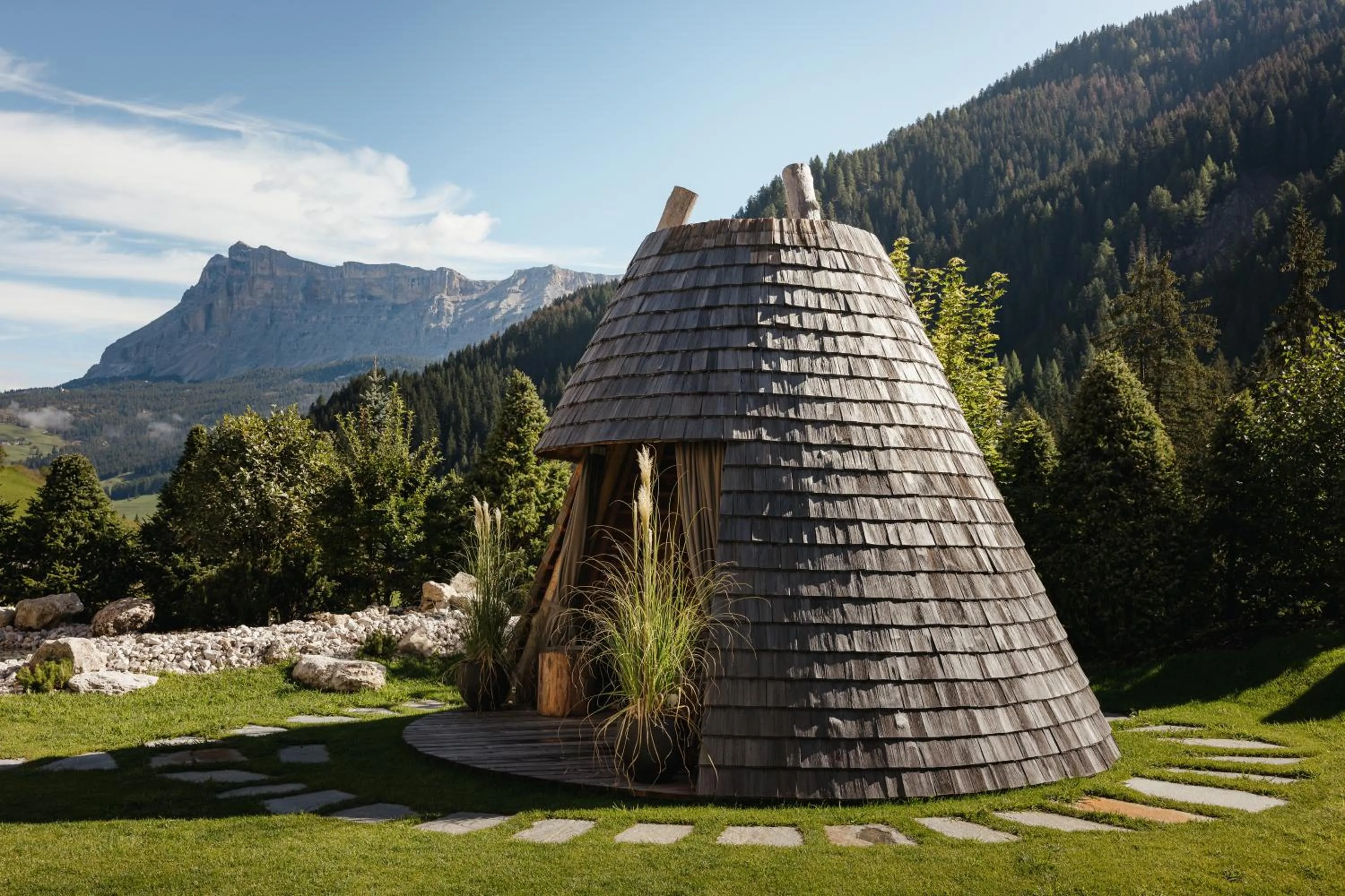 Garden in Hotel Cristallo - Wellness Mountain Living