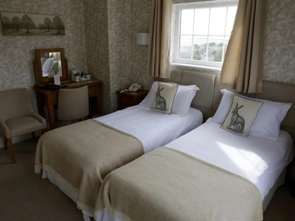 Bedroom, Bed in Trelawne Hotel