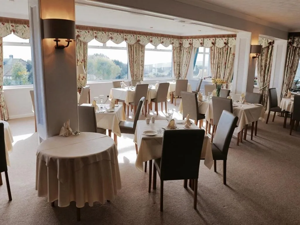 Dining area in Trelawne Hotel
