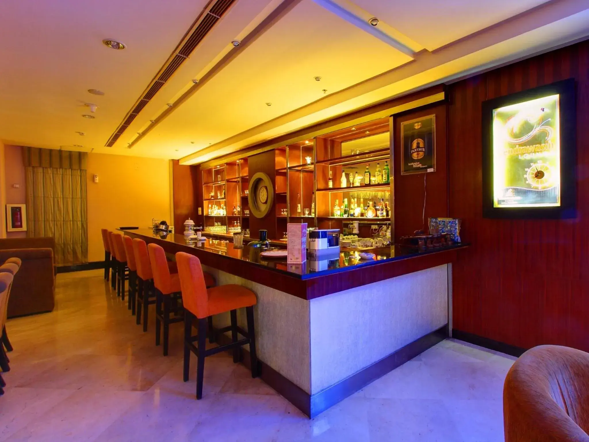 Lounge or bar in Grand Elite Hotel Pekanbaru Lounge or bar in Grand Elite Hotel Pekanbaru