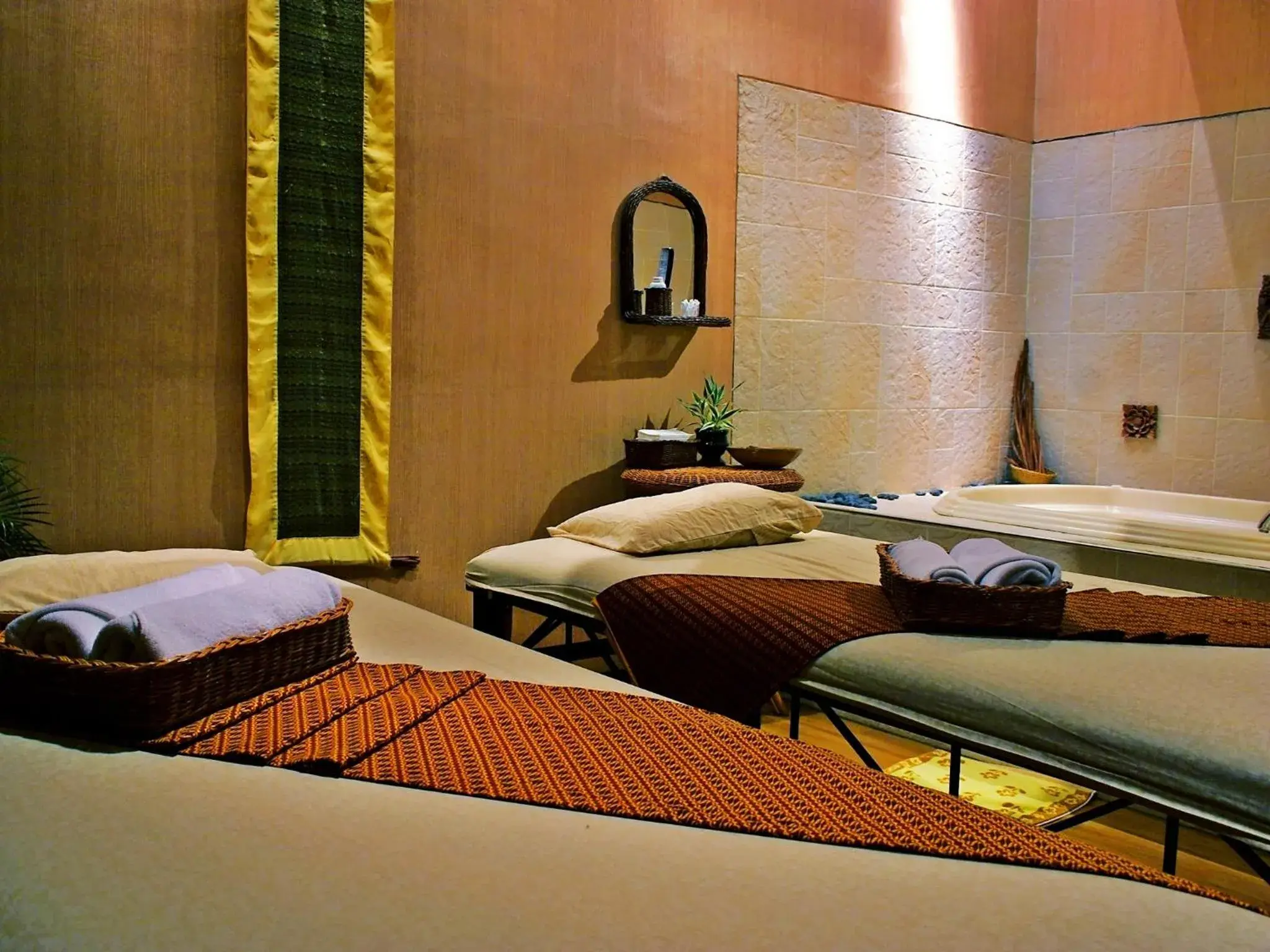 Spa and wellness centre/facilities, Bed in Grand Elite Hotel Pekanbaru Spa and wellness centre/facilities, Bed in Grand Elite Hotel Pekanbaru