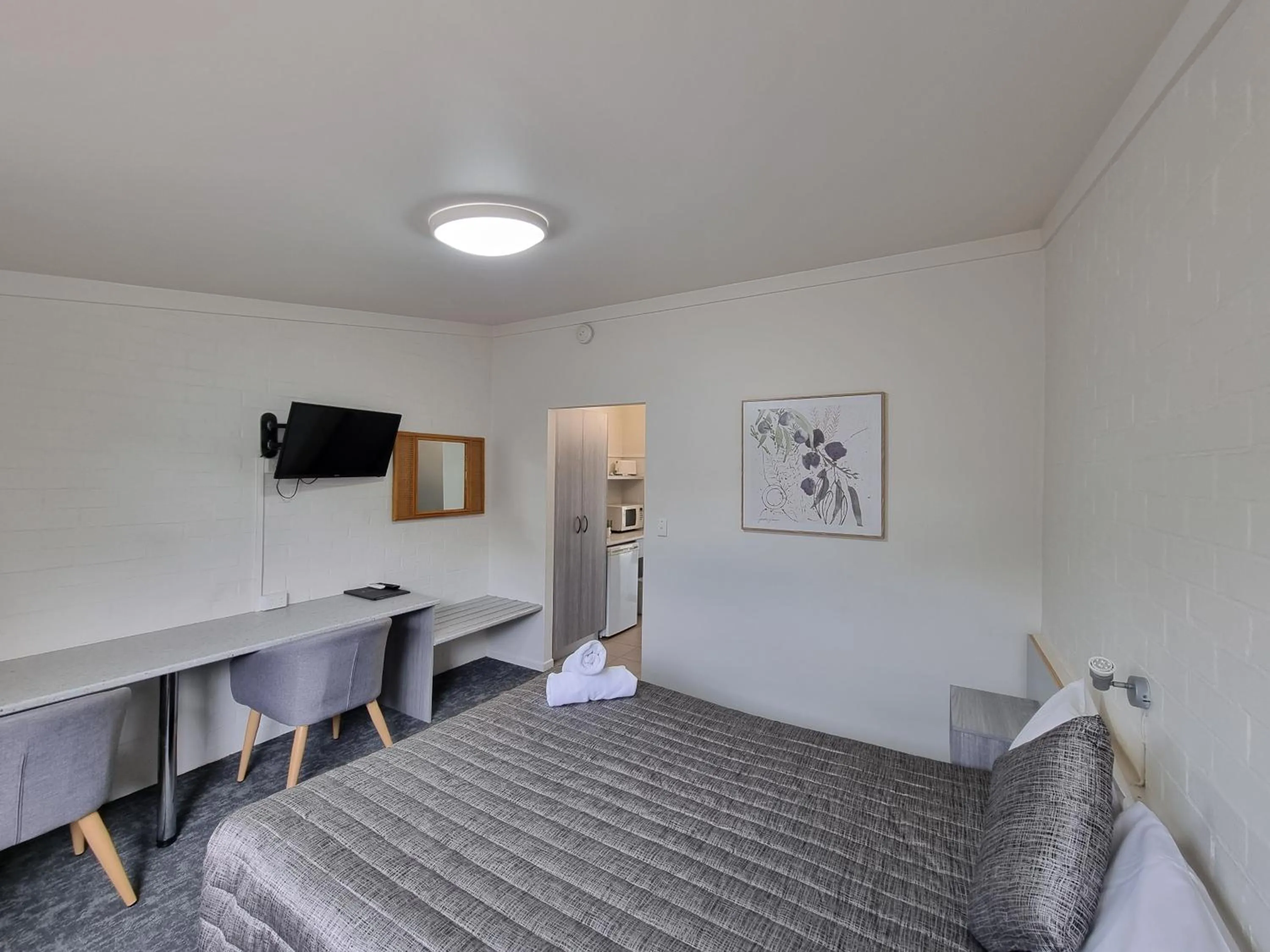 Bed in Y Motels Yarraman