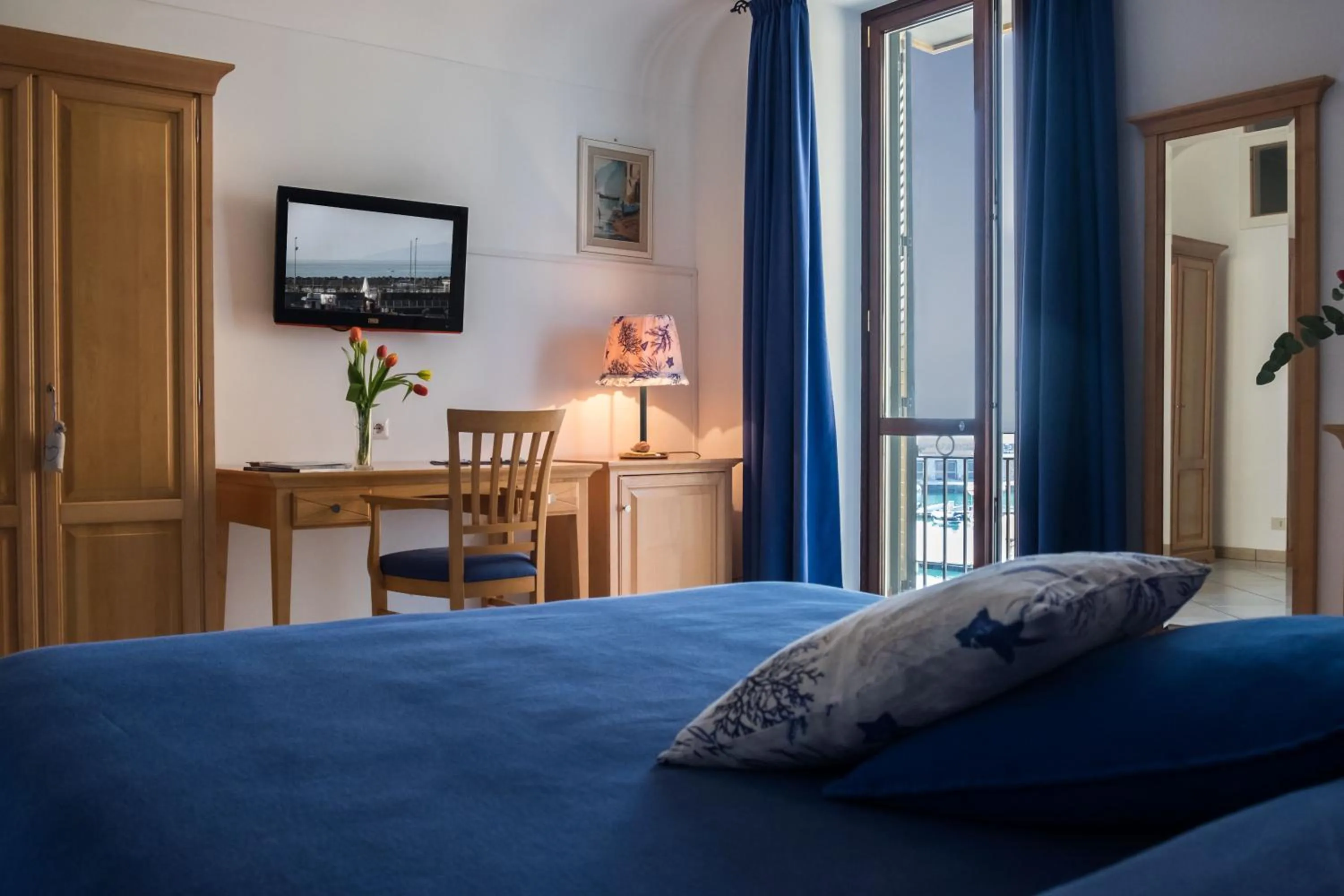 Photo of the whole room in B&B L'Approdo