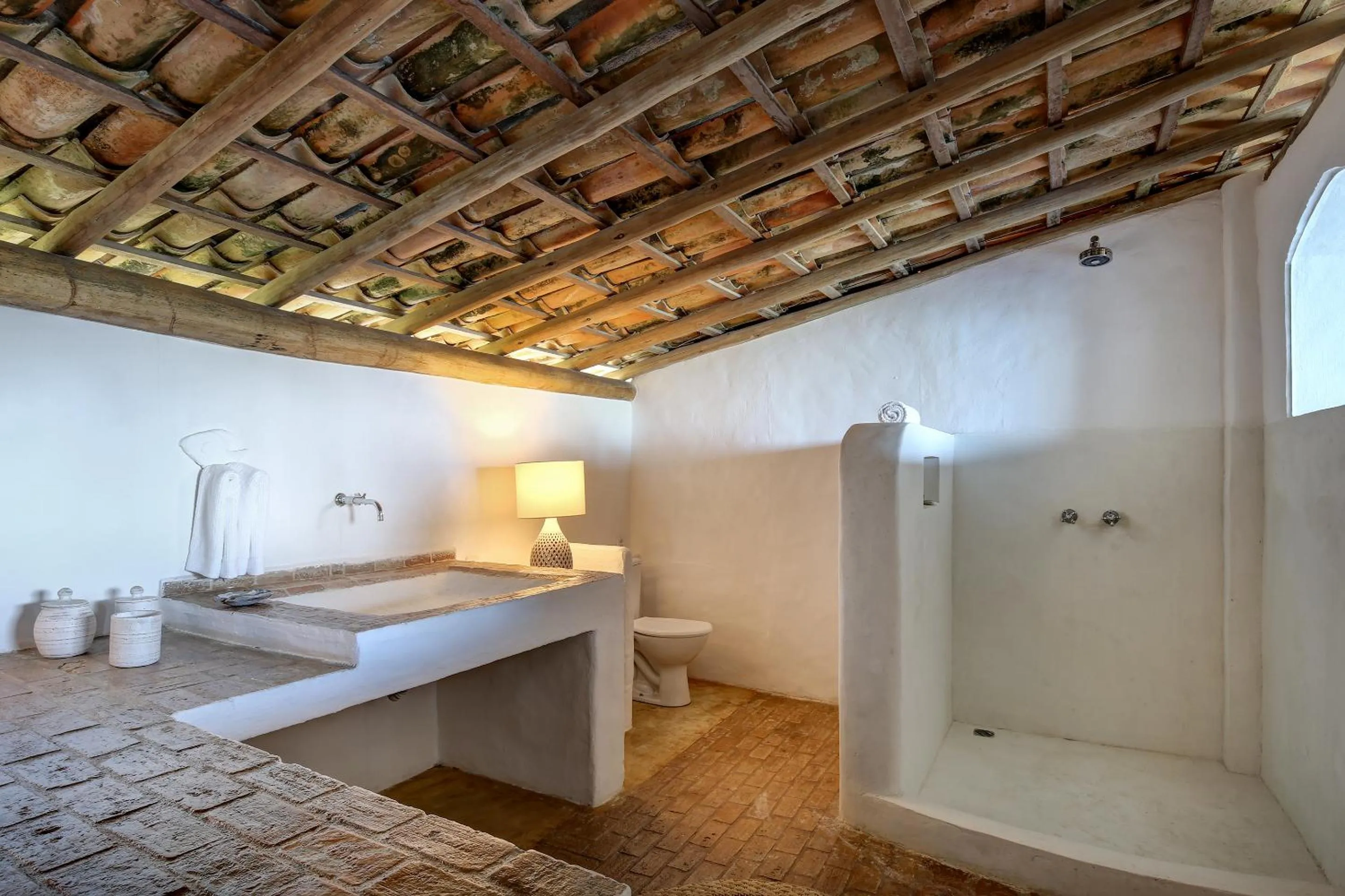 Bathroom in Hotel Calá & Divino