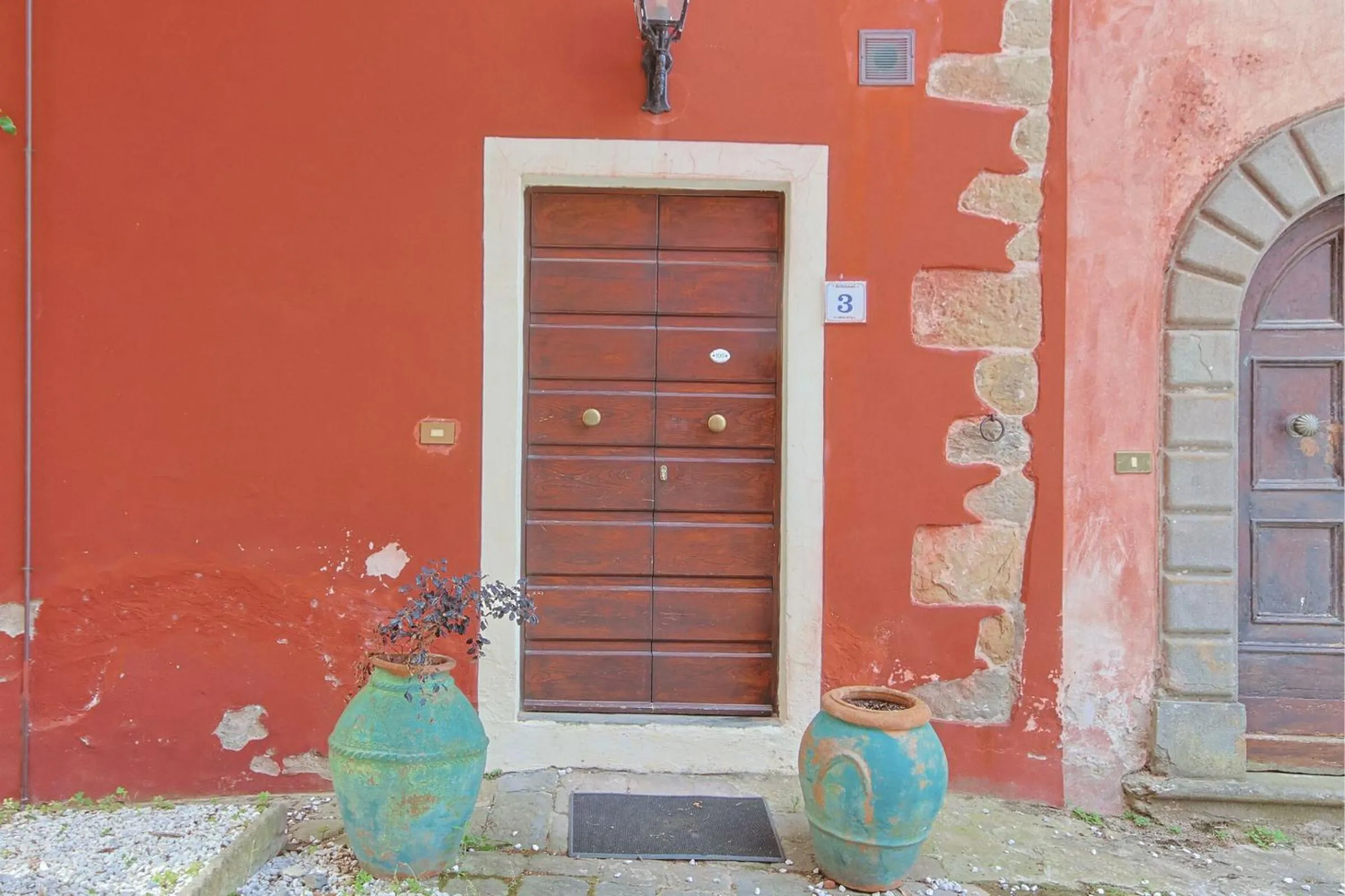 Property building in Hotel Villa Sermolli