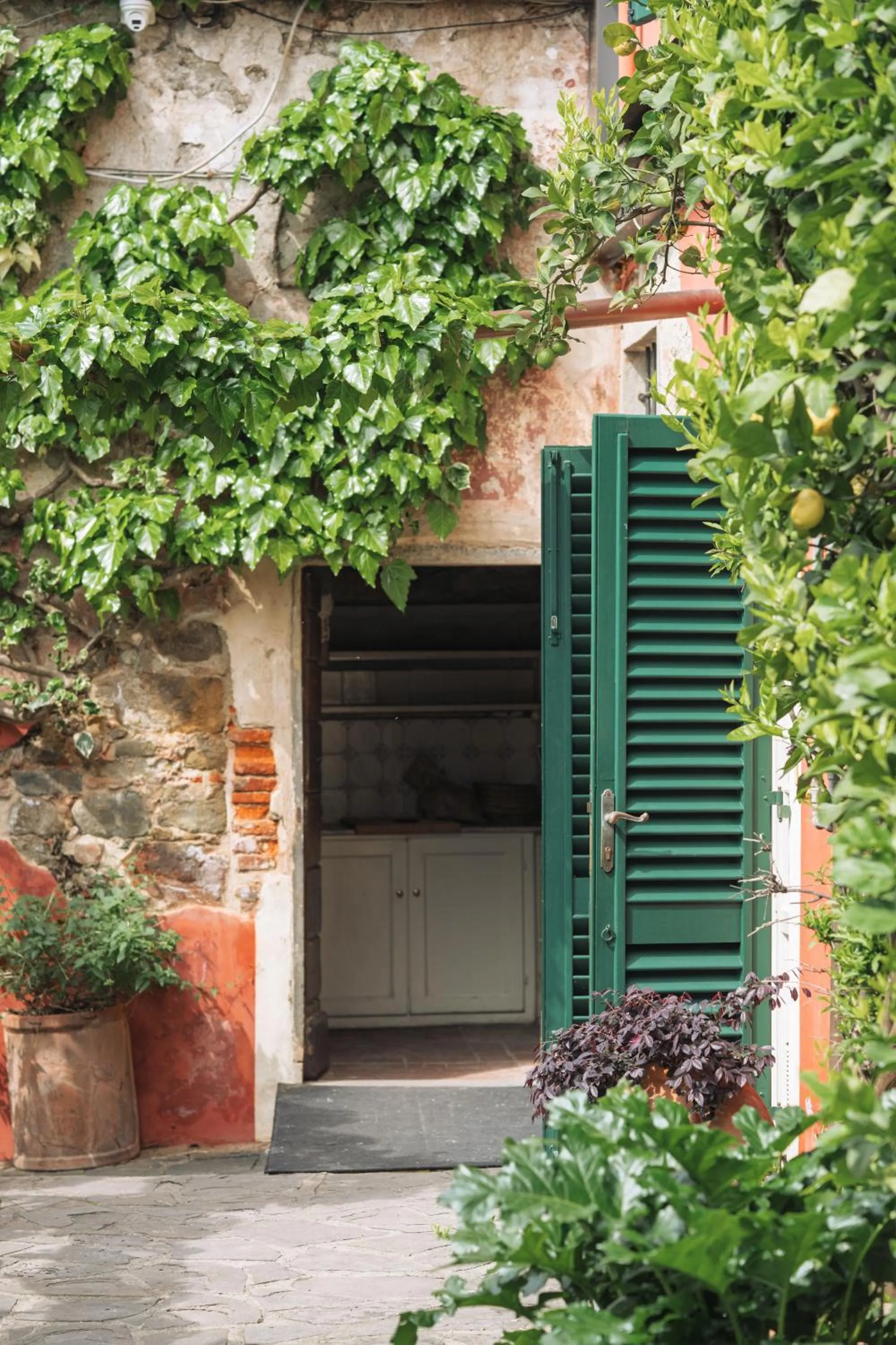 Property building in Hotel Villa Sermolli