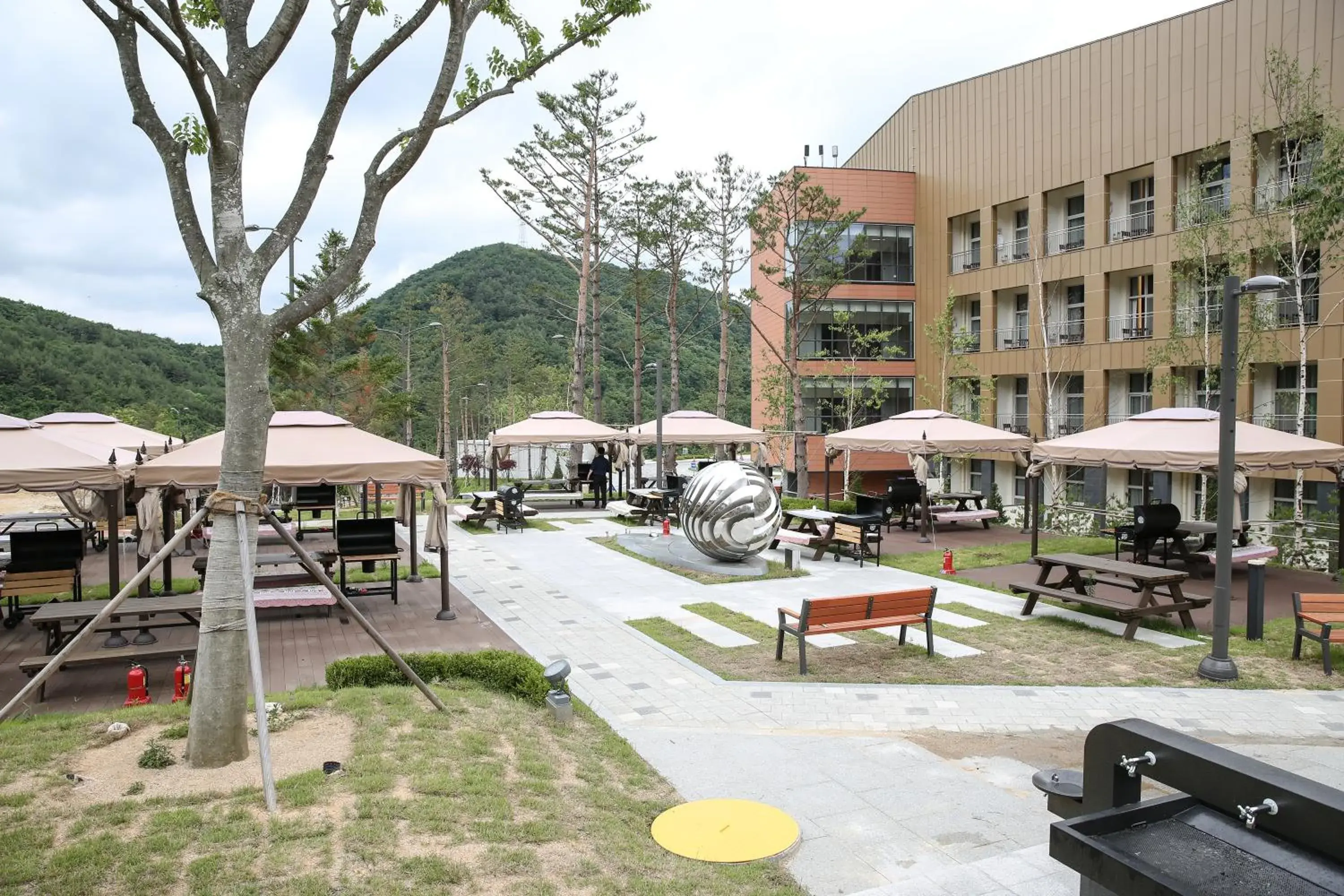 Restaurant/places to eat in Ramada Hotel & Suite by Wyndham Gangwon Pyeongchang Restaurant/places to eat in Ramada Hotel & Suite by Wyndham Gangwon Pyeongchang