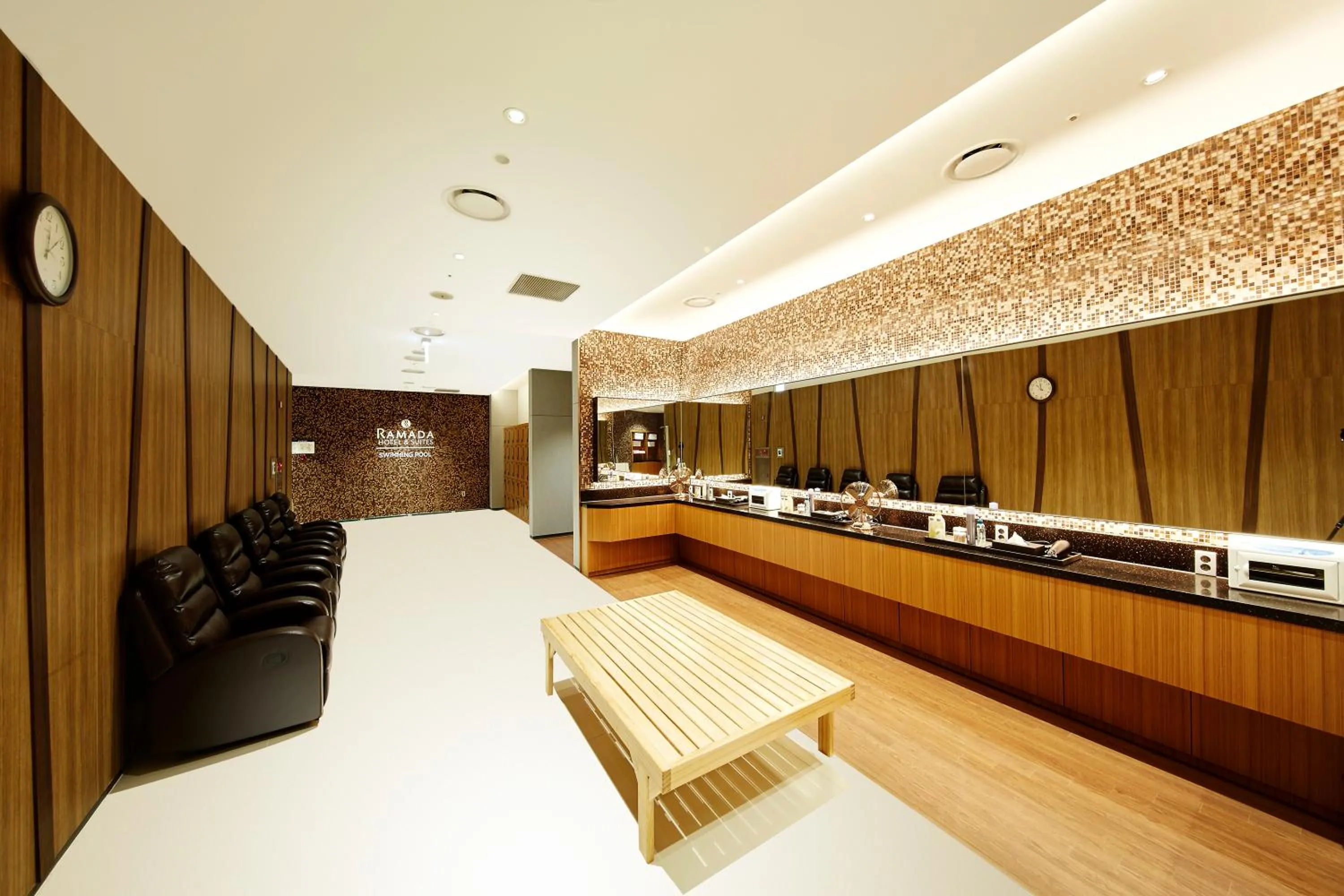 Public Bath in Ramada Hotel & Suite by Wyndham Gangwon Pyeongchang