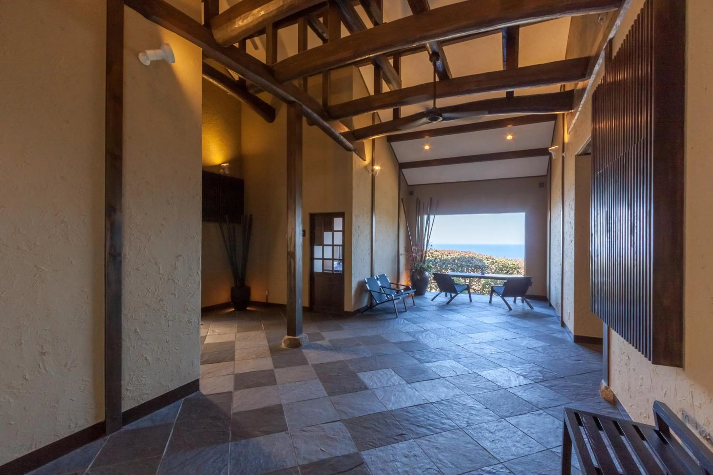 Lobby or reception in Ito Yukitei Kawana Bettei