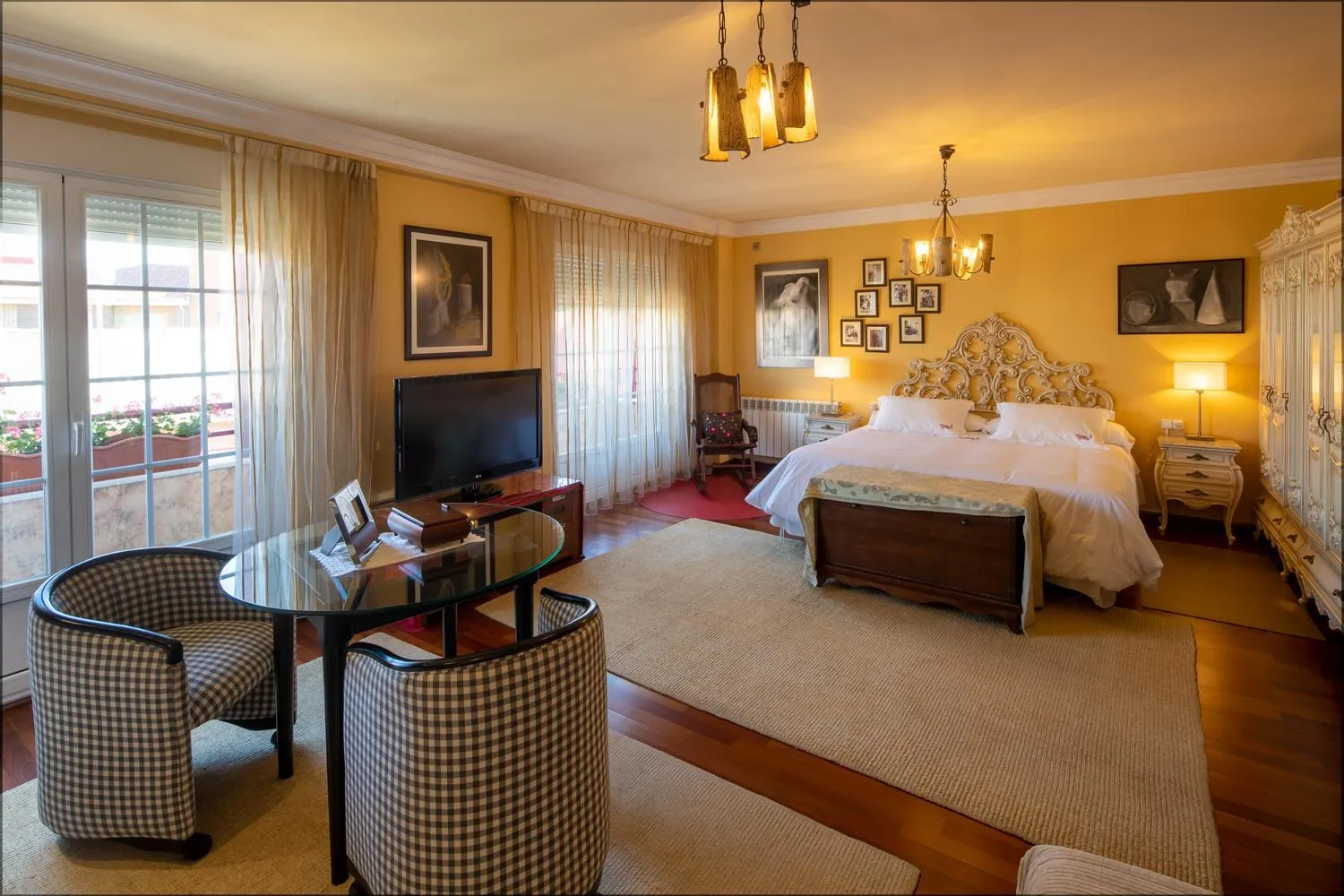 Photo of the whole room, Bed in El Descanso de Wendy