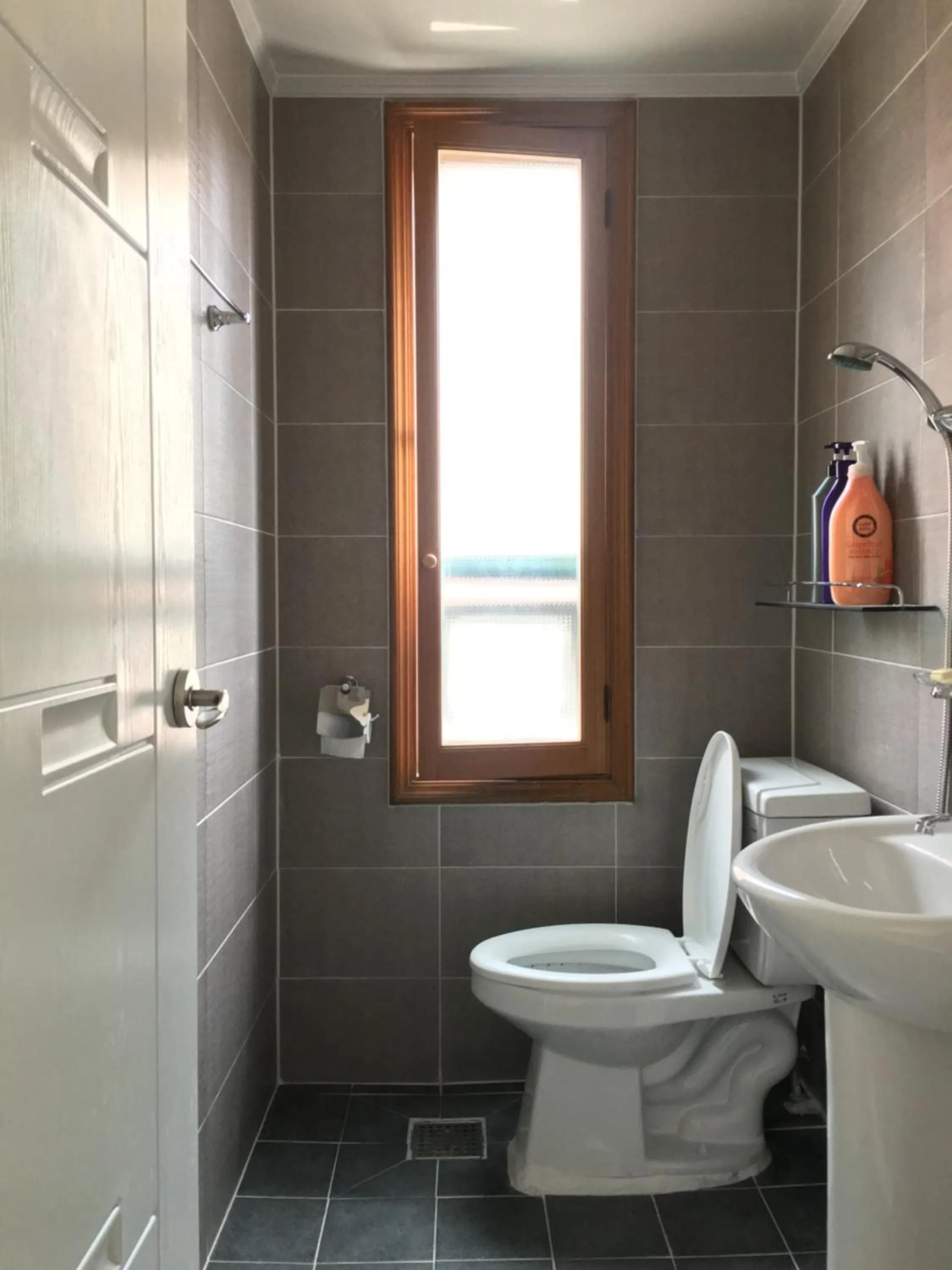 Take 1 Guesthouse Hongdae