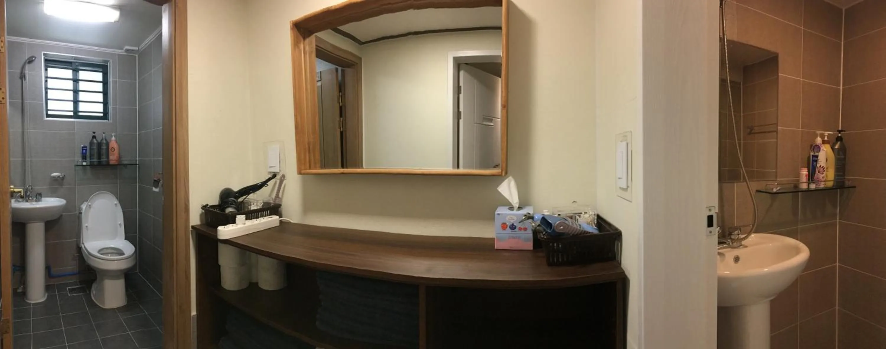 Take 1 Guesthouse Hongdae