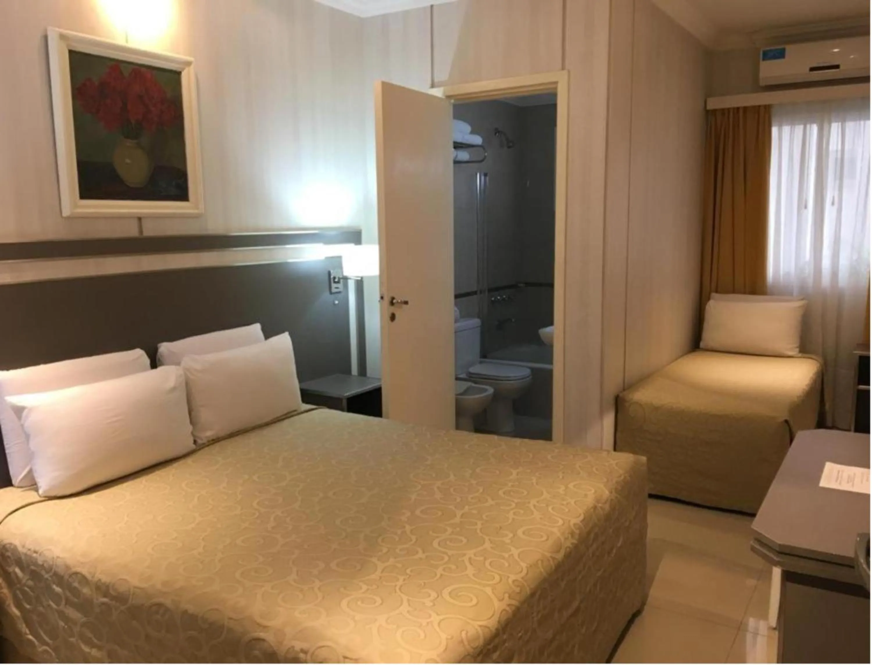 Hotel Nuevo Ostende by bund