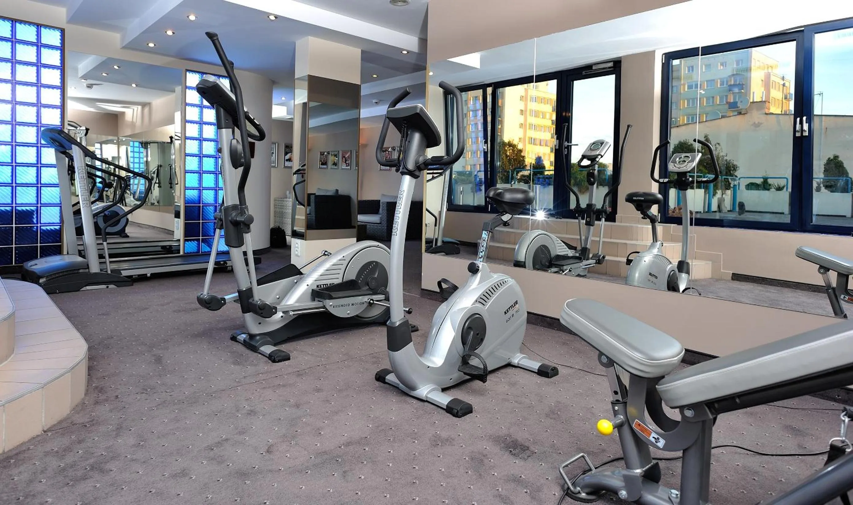 Fitness centre/facilities in City Hotel