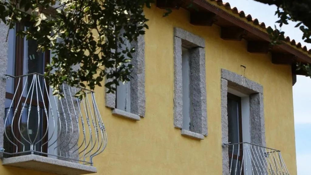 Facade/entrance in B&B Sa Soliana