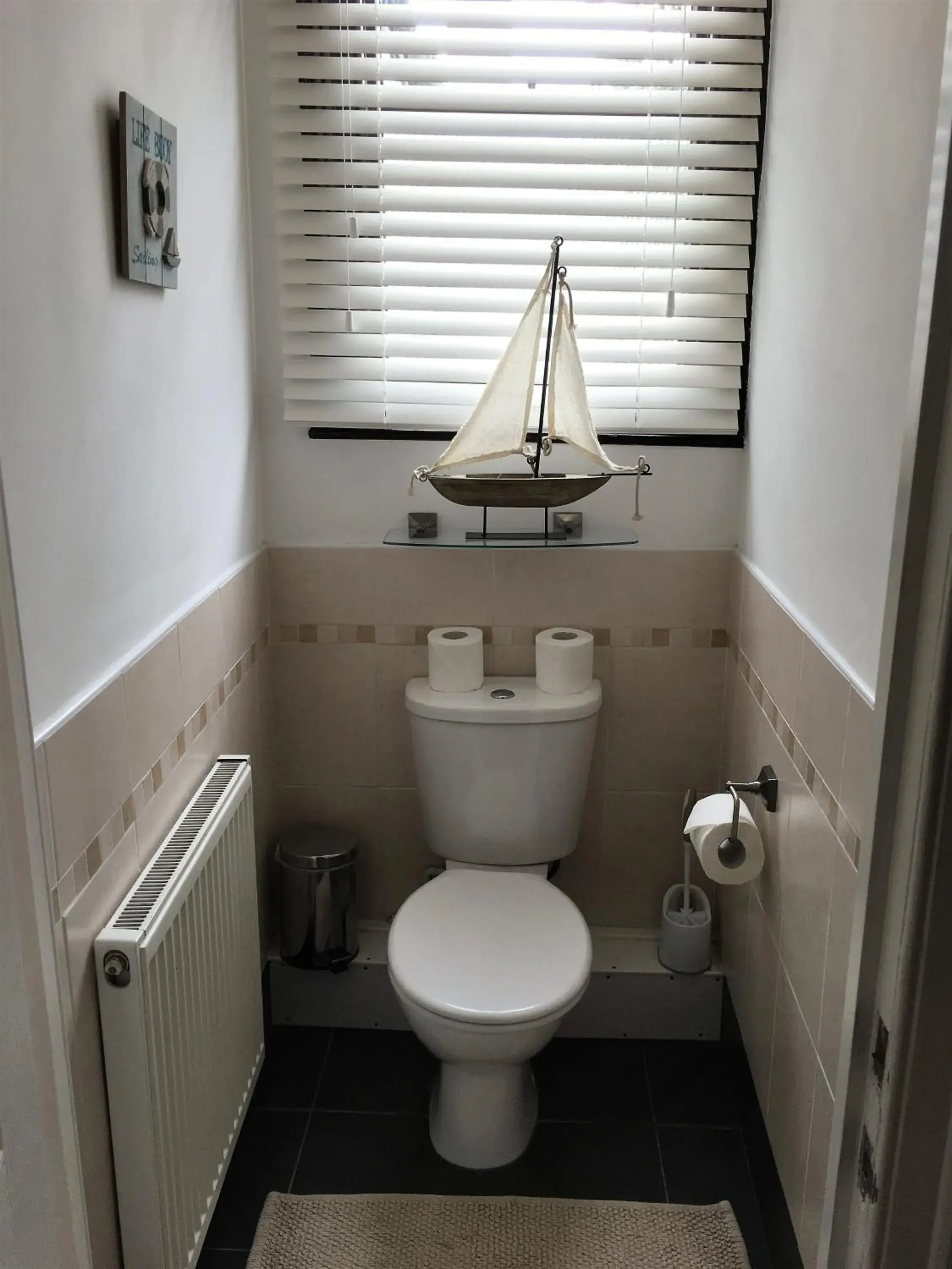 Bathroom in House of Agnes