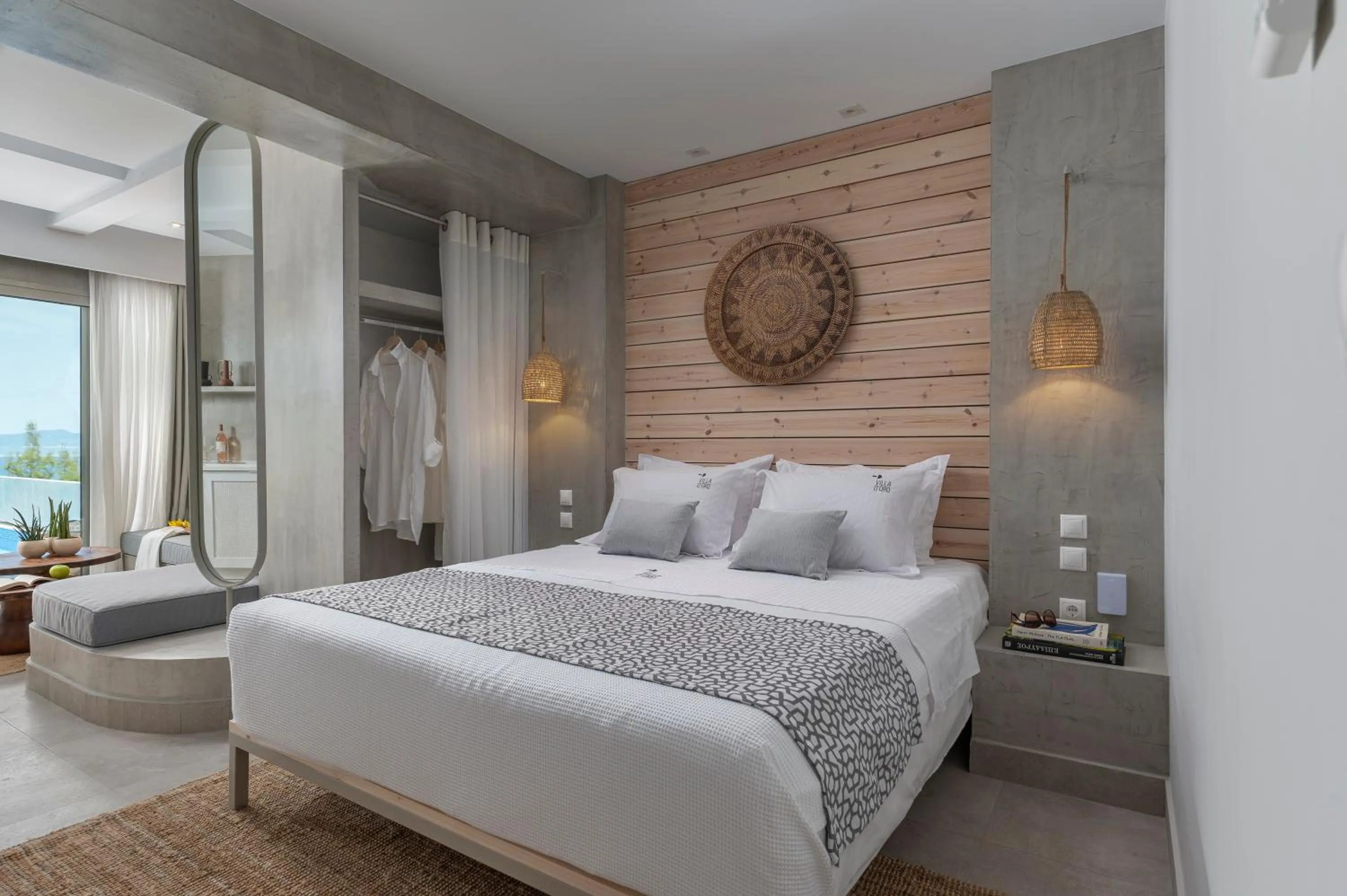 Bed in Villa D'Oro - Luxury Villas & Suites