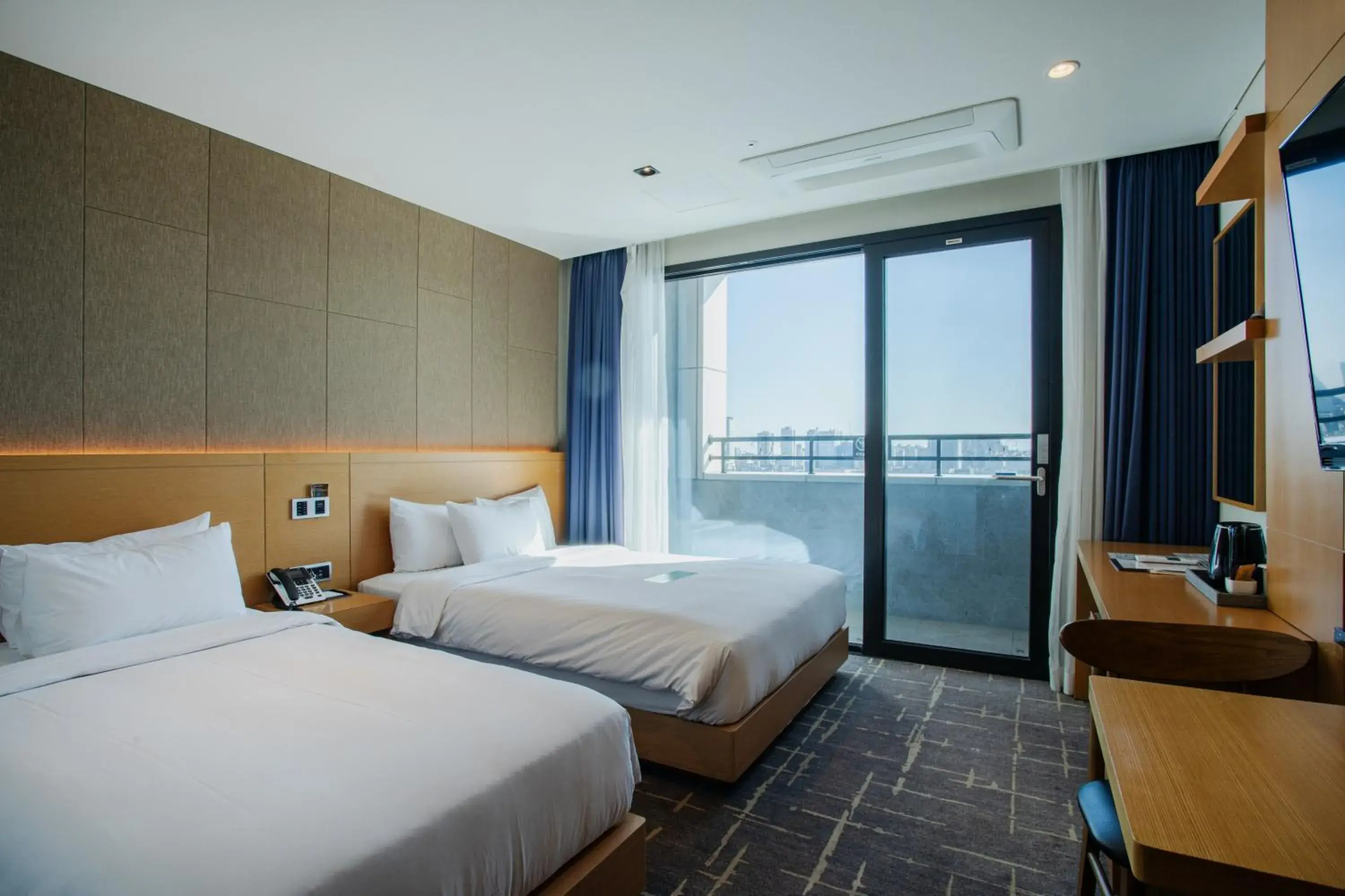 Bed in Sea Cruise Hotel Bed in Sea Cruise Hotel