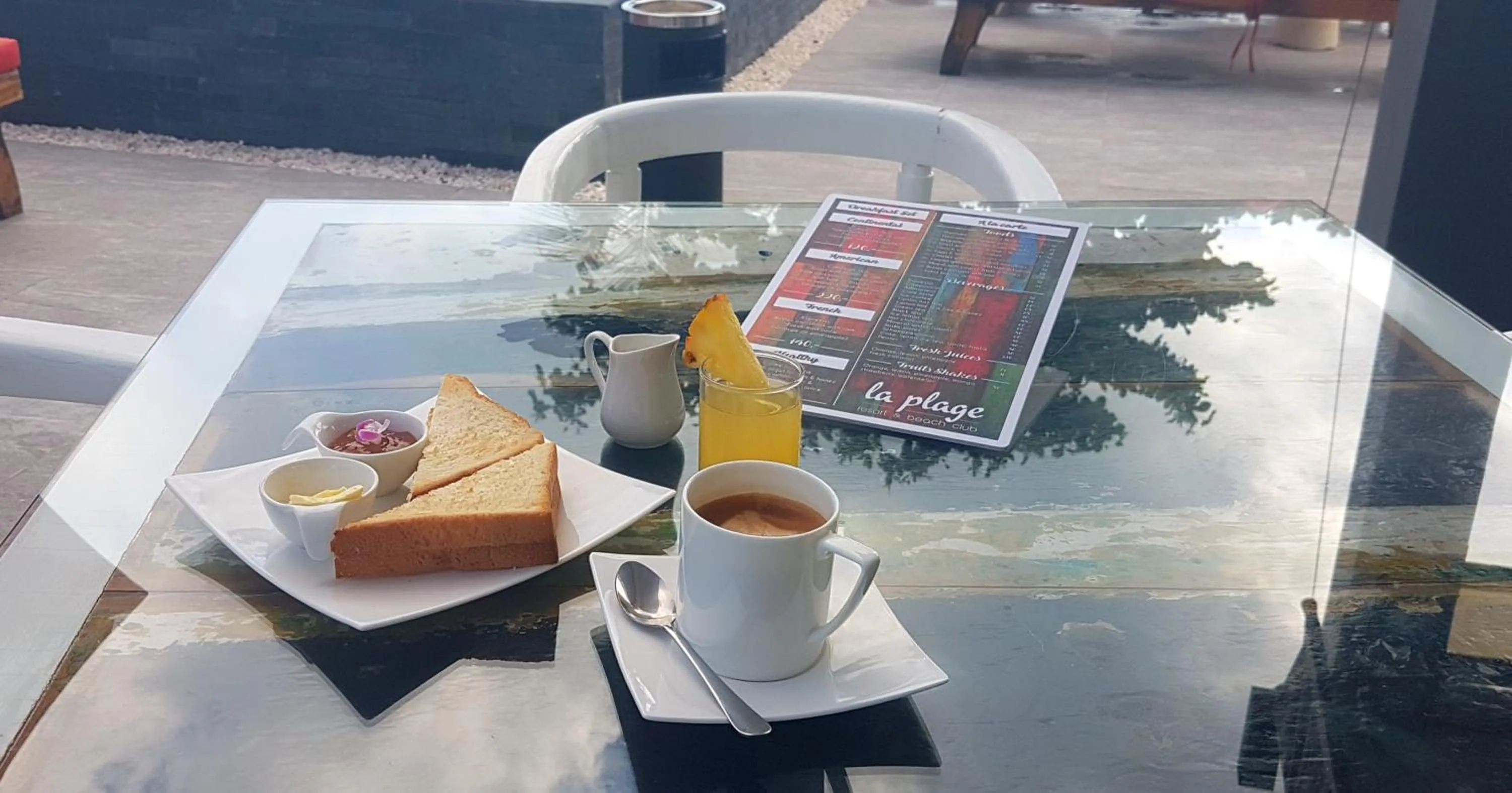 Continental breakfast in la plage resort & beach club