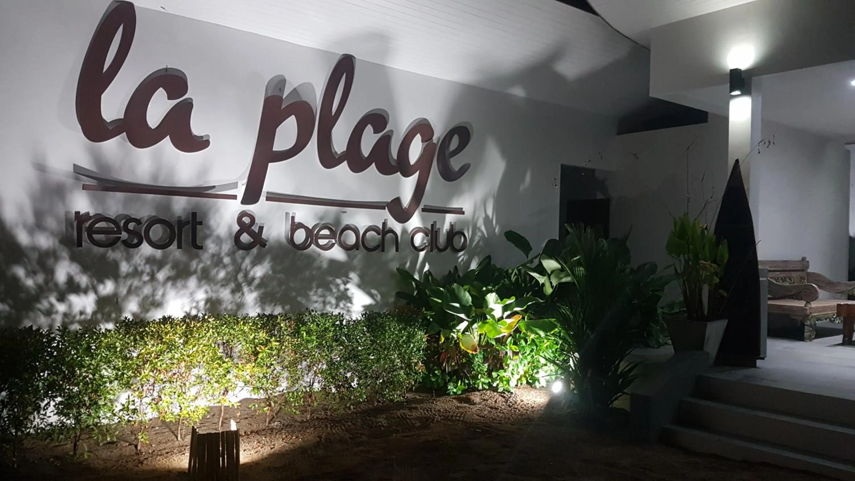 la plage resort & beach club