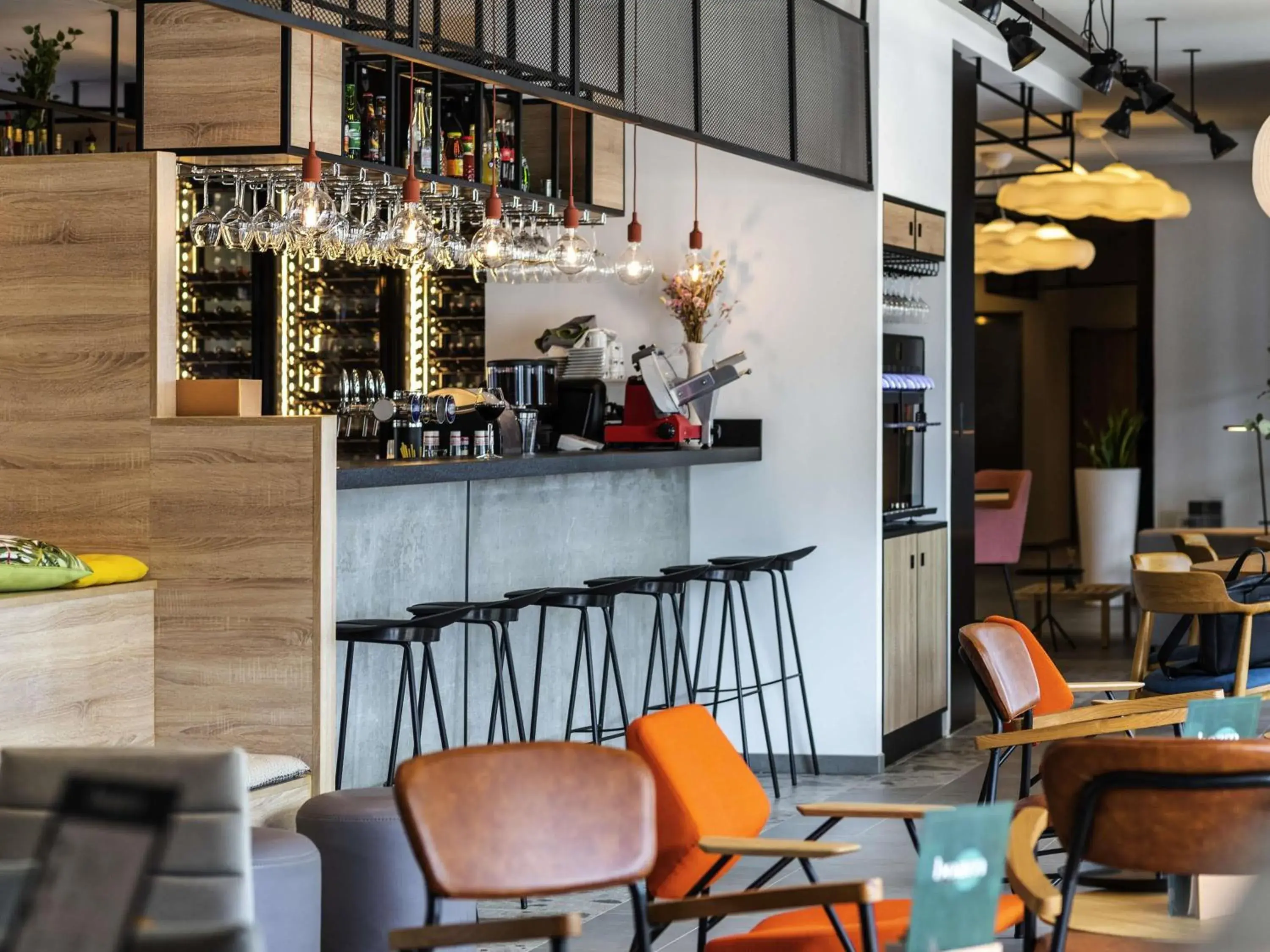 Property building in ibis Lyon Sud Oullins Property building in ibis Lyon Sud Oullins