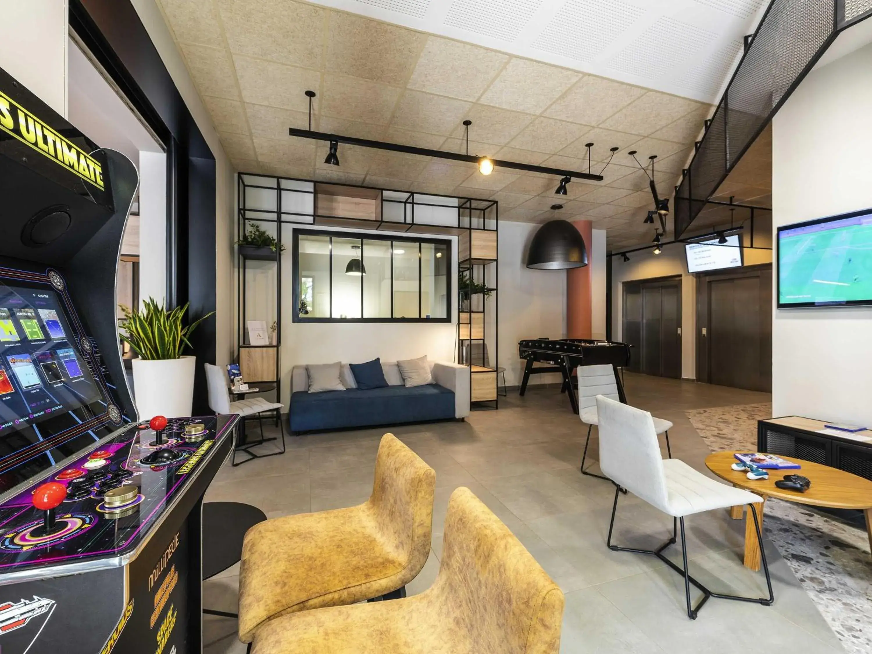 Property building in ibis Lyon Sud Oullins Property building in ibis Lyon Sud Oullins