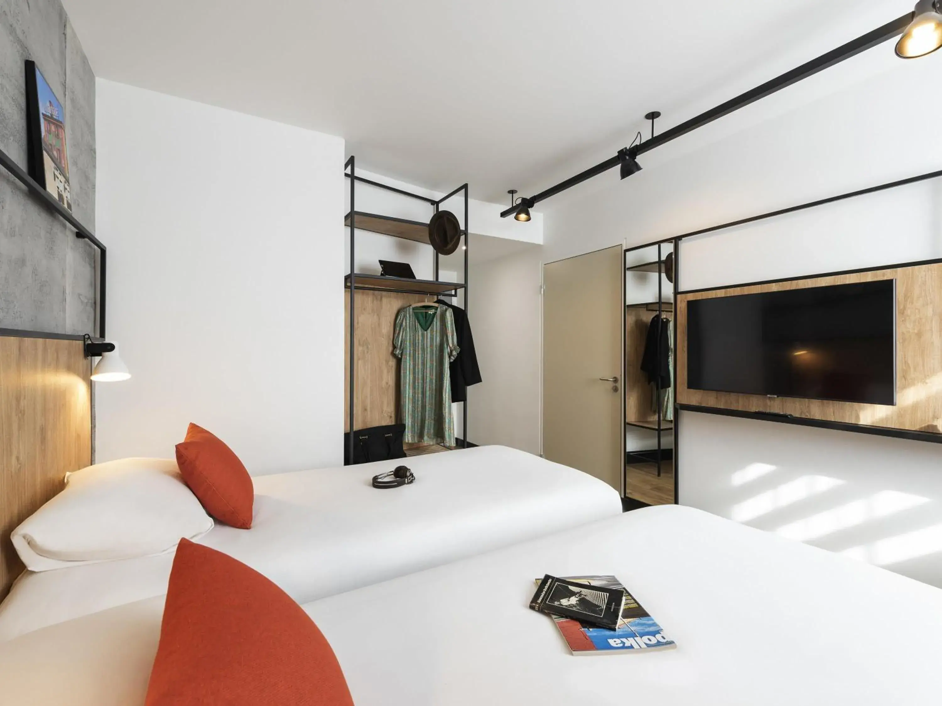 Bedroom, Bed in ibis Lyon Sud Oullins Bedroom, Bed in ibis Lyon Sud Oullins