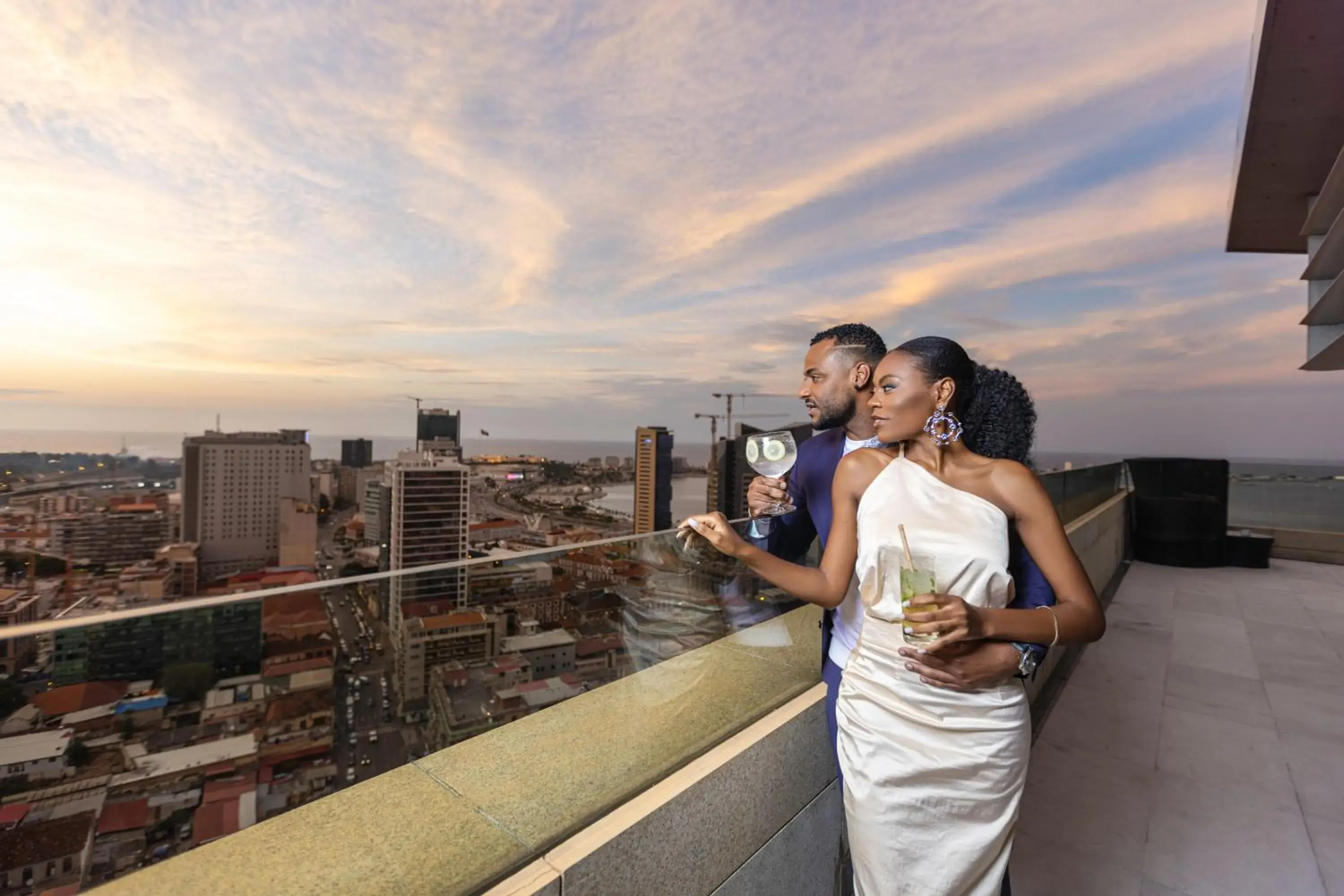 Restaurant/places to eat in EPIC SANA Luanda Hotel Restaurant/places to eat in EPIC SANA Luanda Hotel