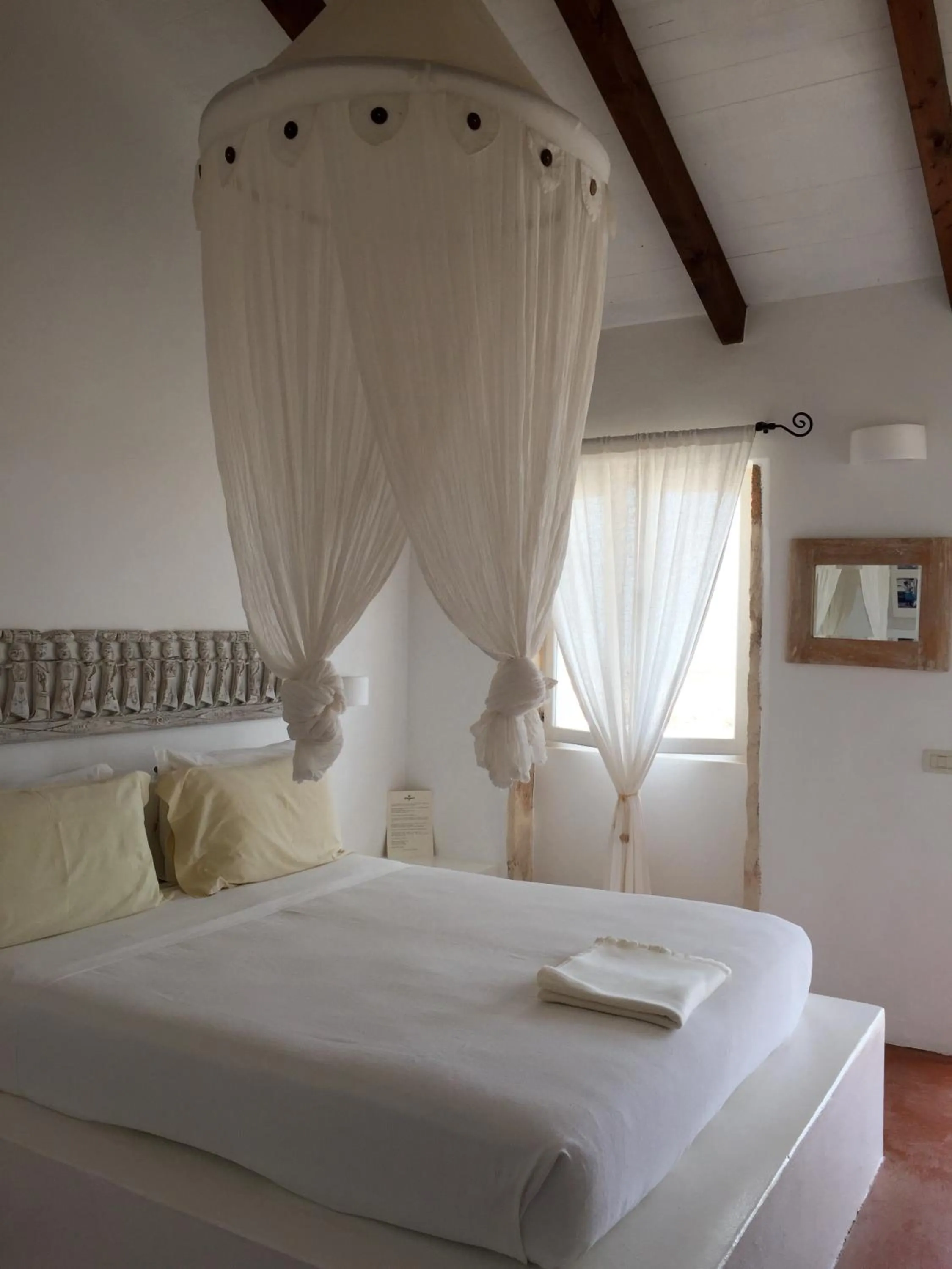 Photo of the whole room, Bed in Spinguera Ecolodge