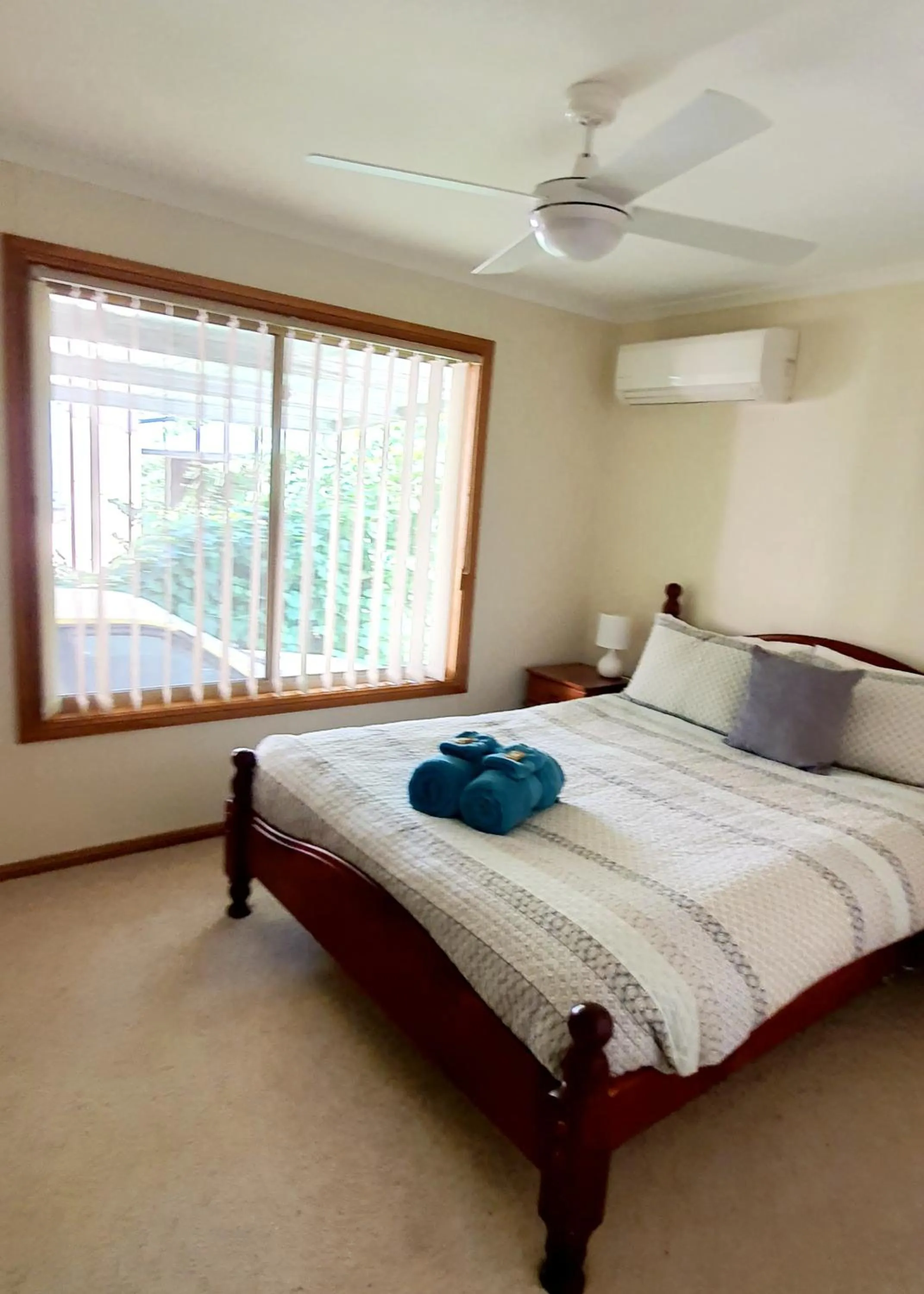 Bed in The Convent Boutique Accommodation plus Short Stay Holiday Homes