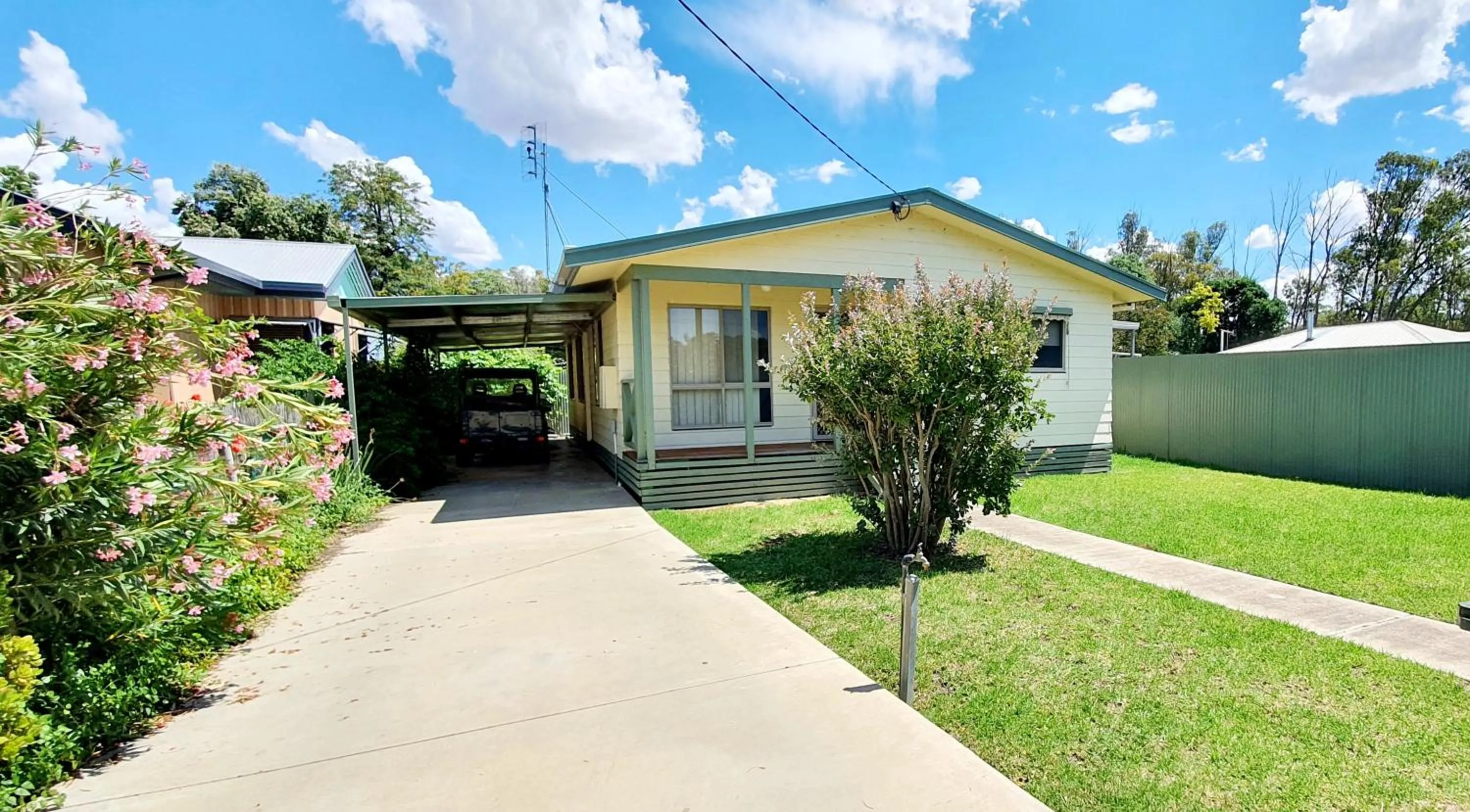 Garden in The Convent Boutique Accommodation plus Short Stay Holiday Homes