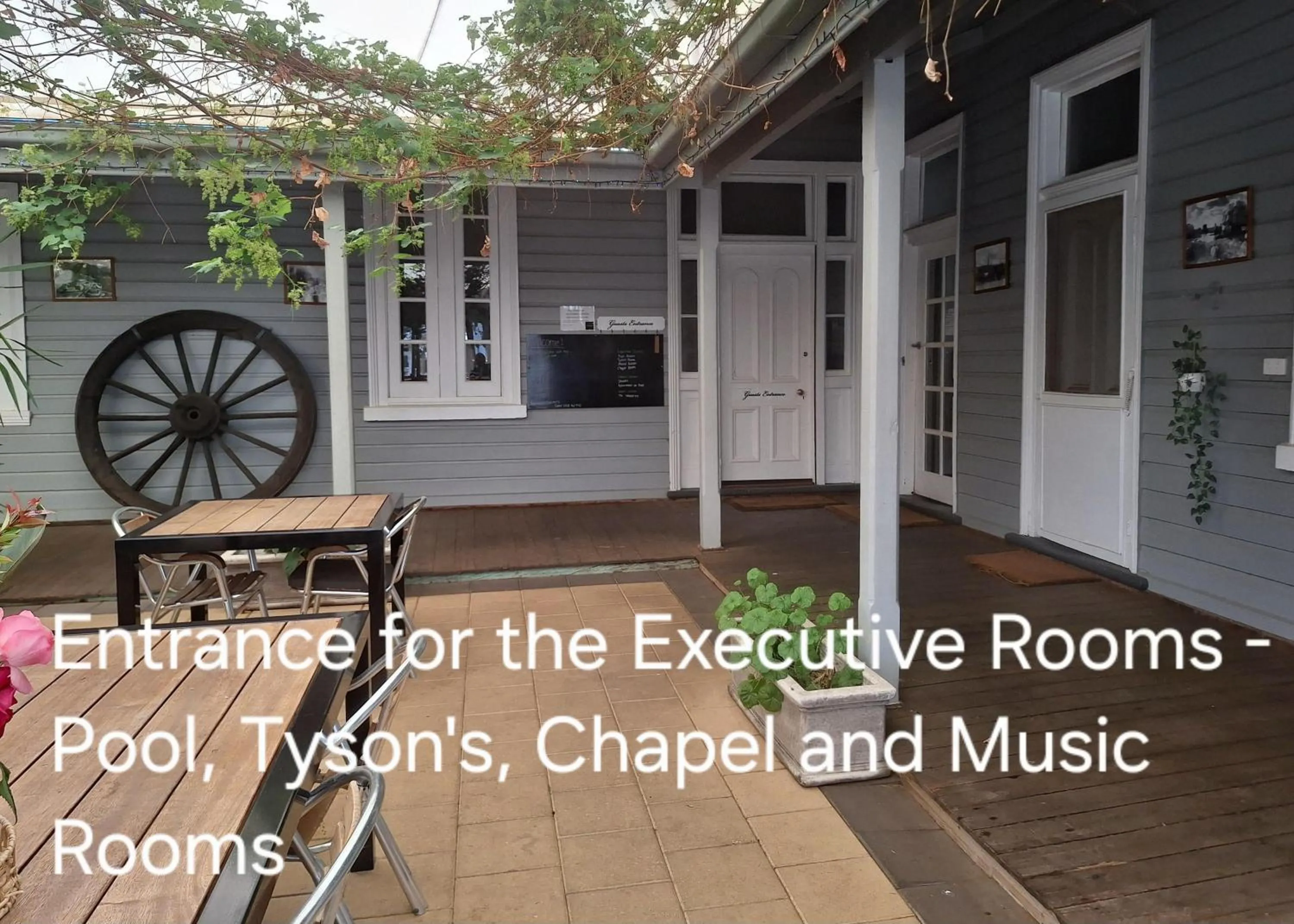 Facade/entrance in The Convent Boutique Accommodation plus Short Stay Holiday Homes