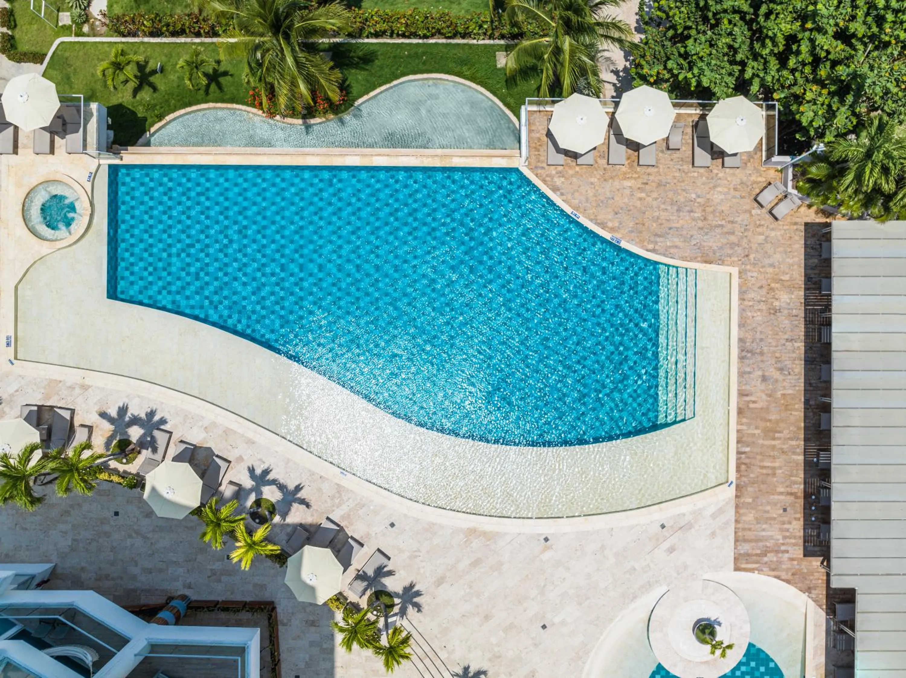 Swimming pool in Sonesta Hotel Cartagena