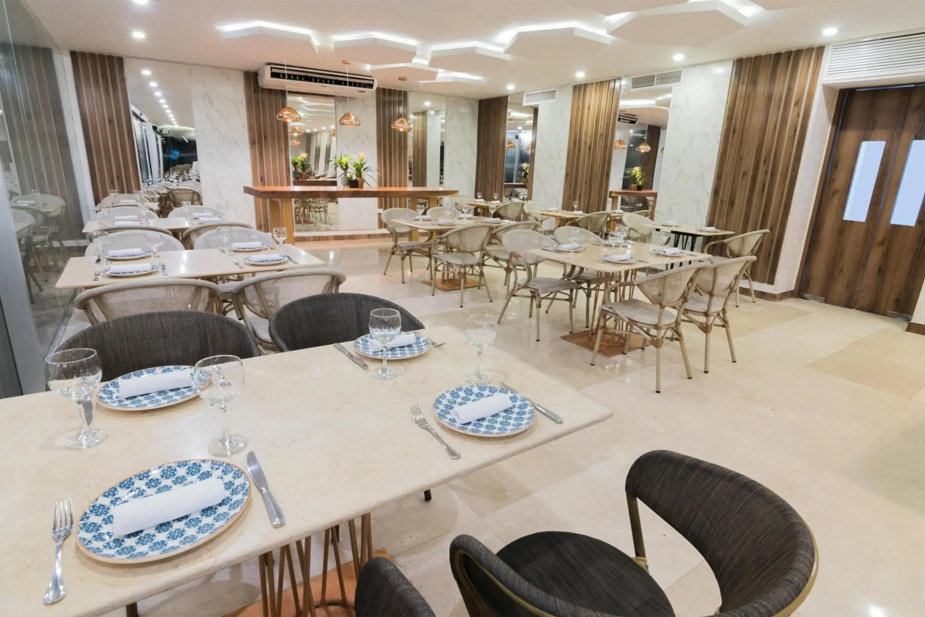Restaurant/places to eat in Sonesta Hotel Cartagena Restaurant/places to eat in Sonesta Hotel Cartagena