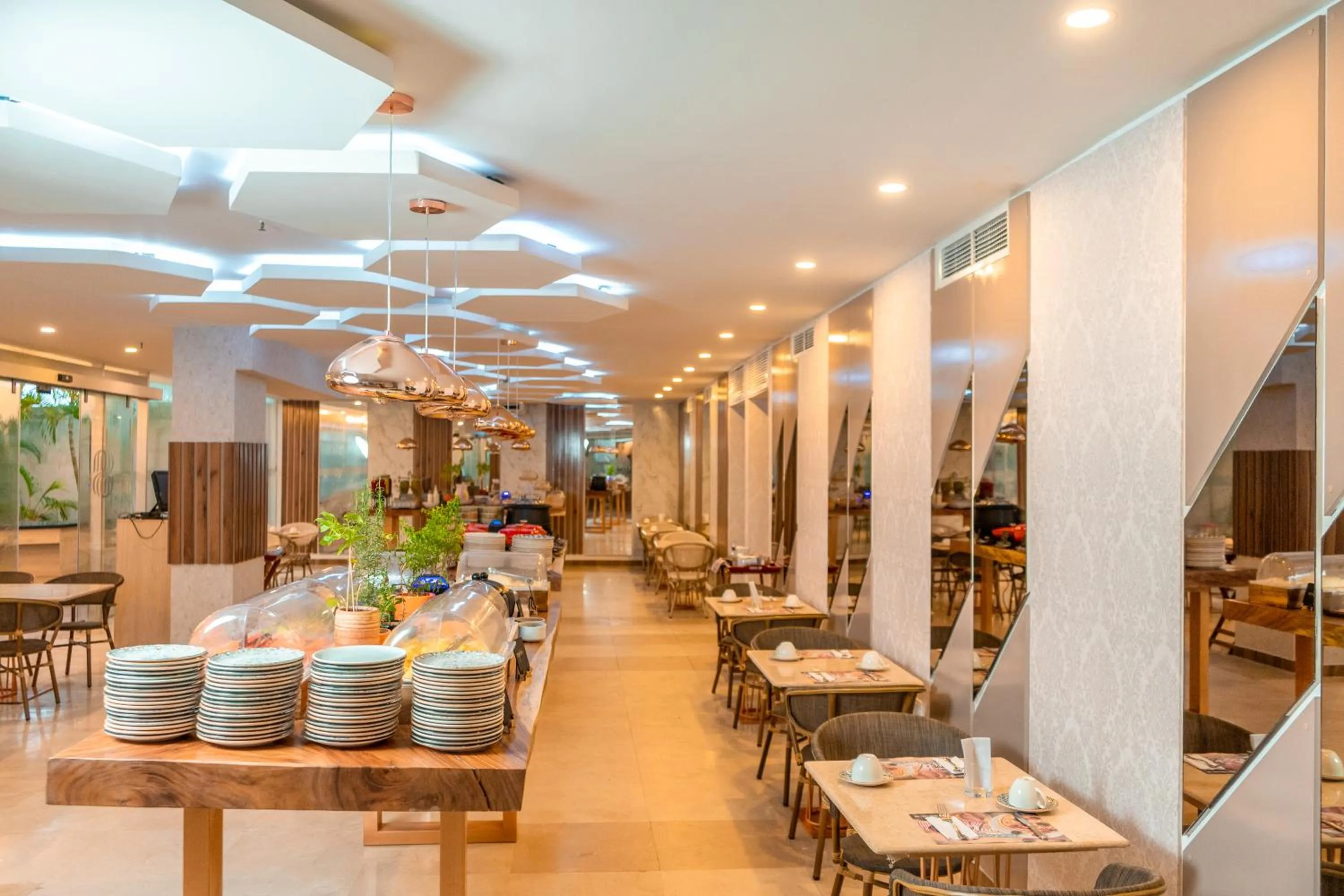 Restaurant/places to eat in Sonesta Hotel Cartagena
